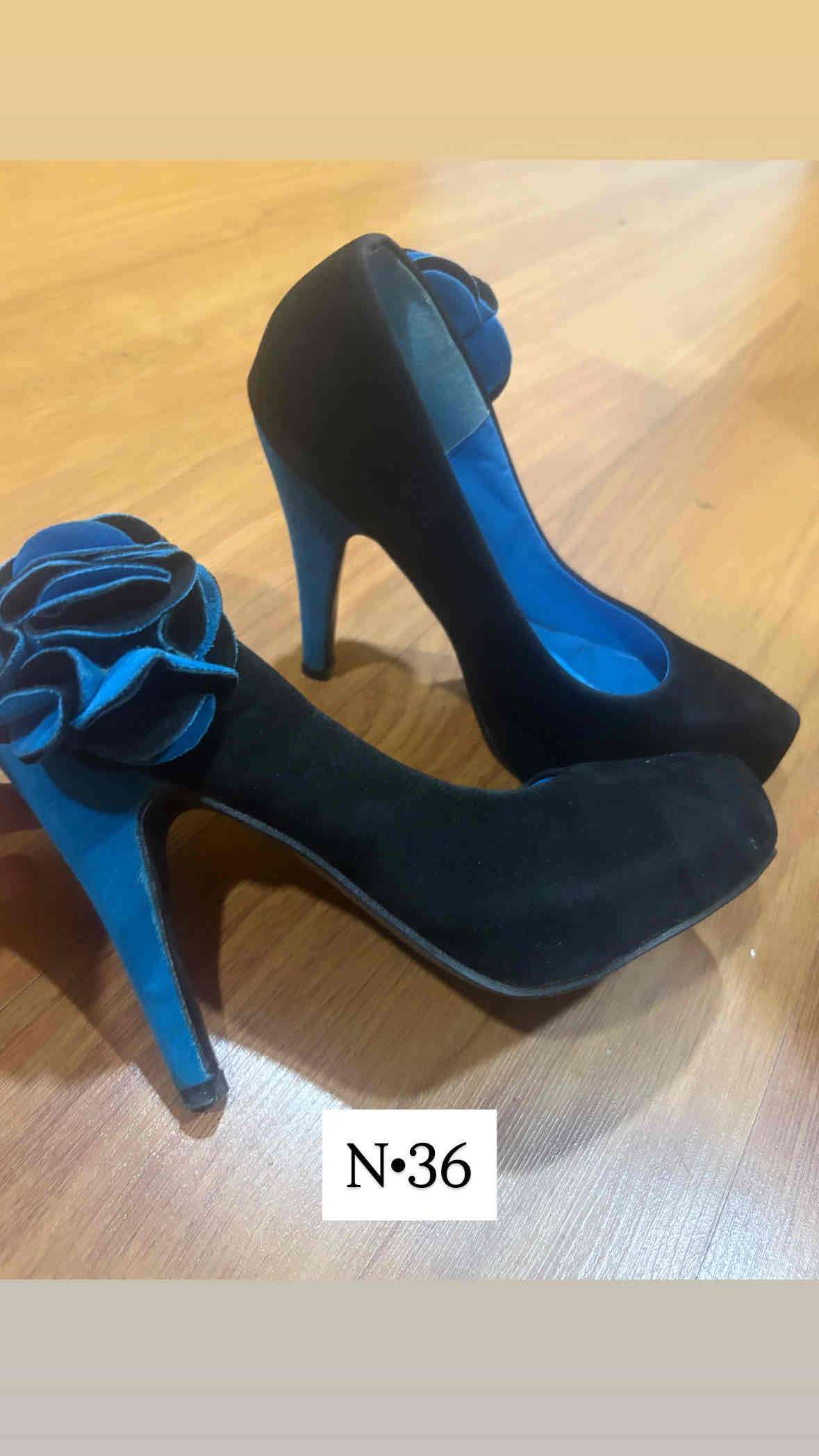 Tacones altos - miniatura 1