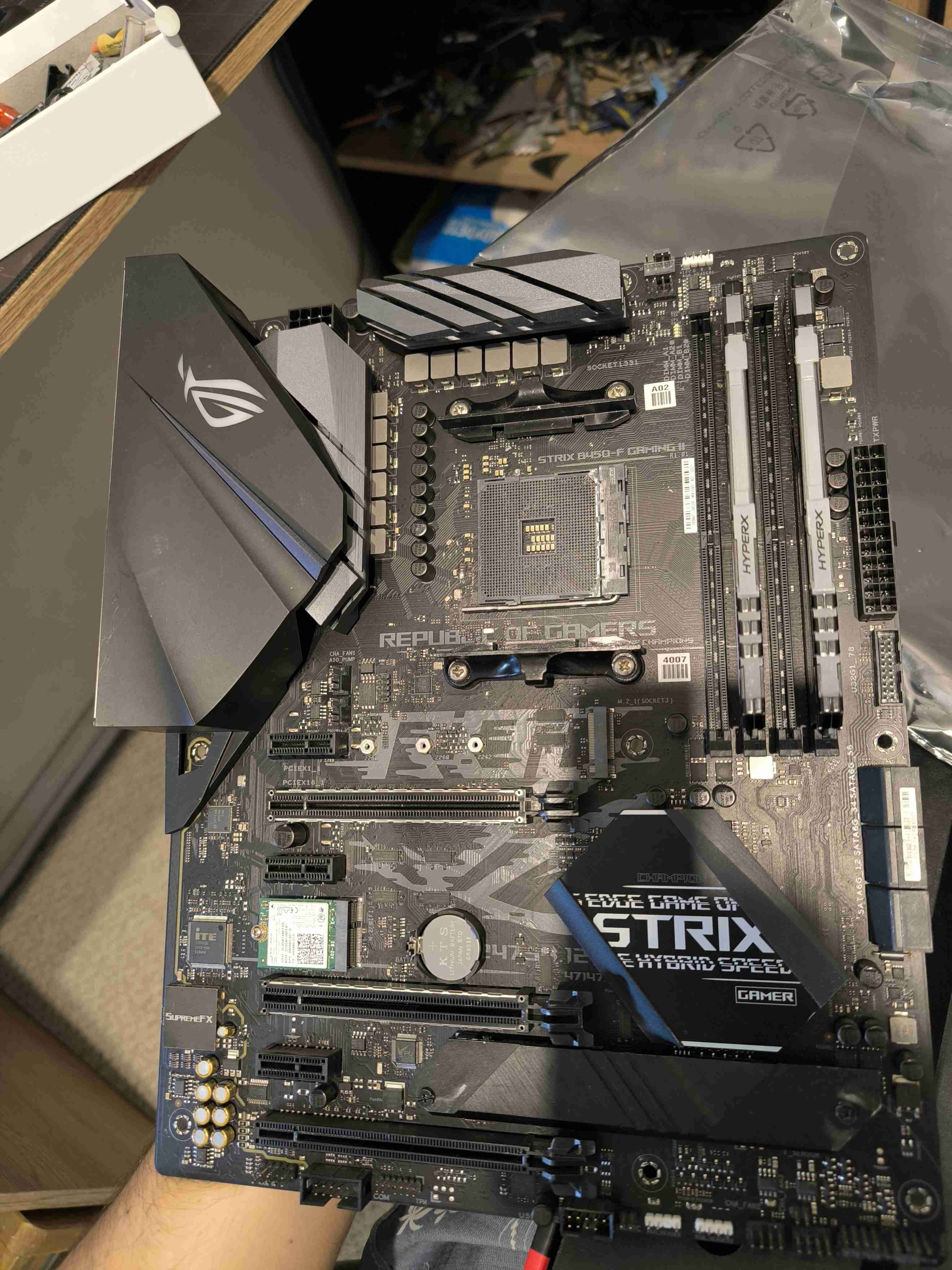 Placa madre gaming STRIX B450-F - miniatura 1