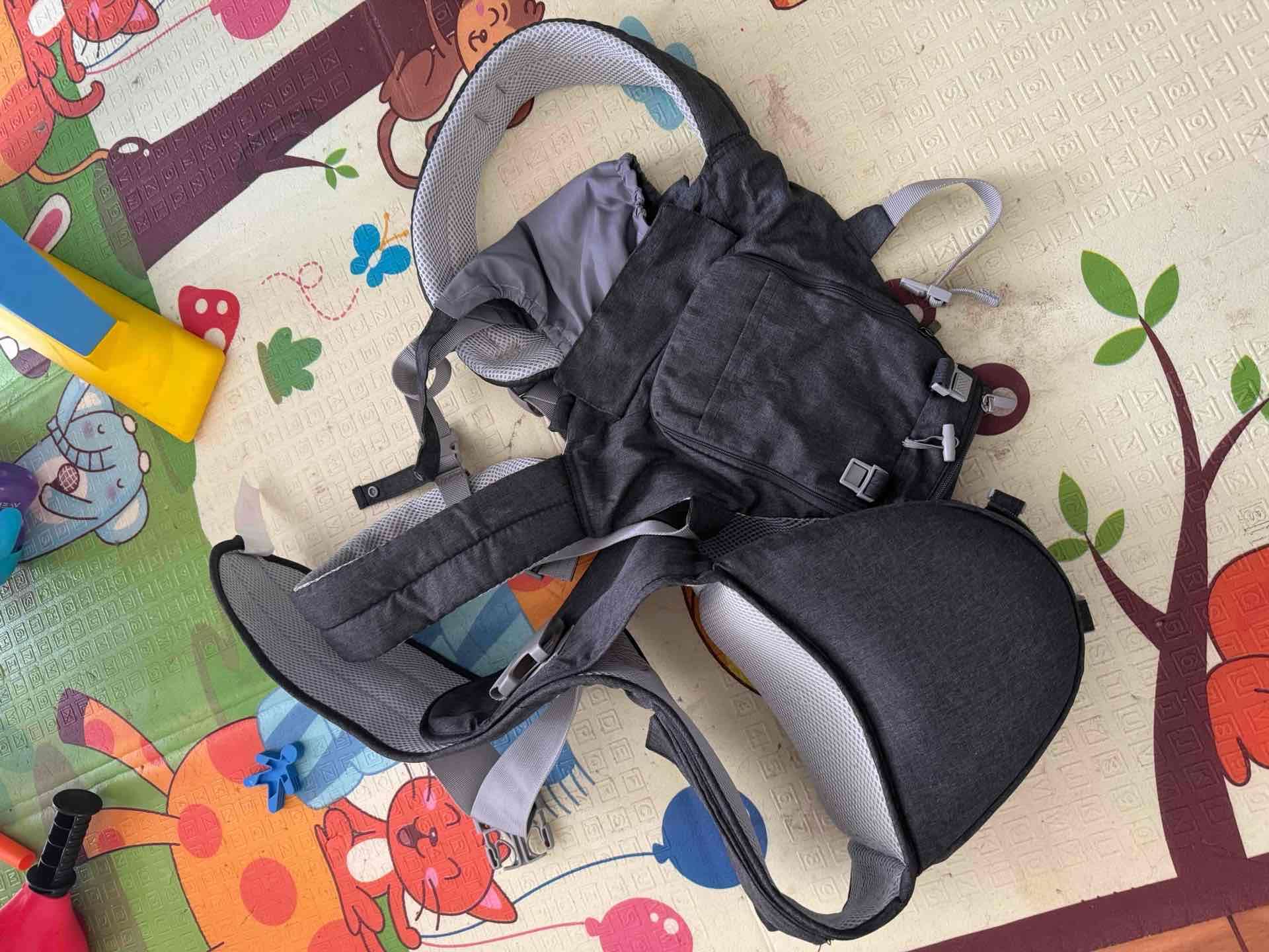 Mochila porta bebé gris oscuro - 1