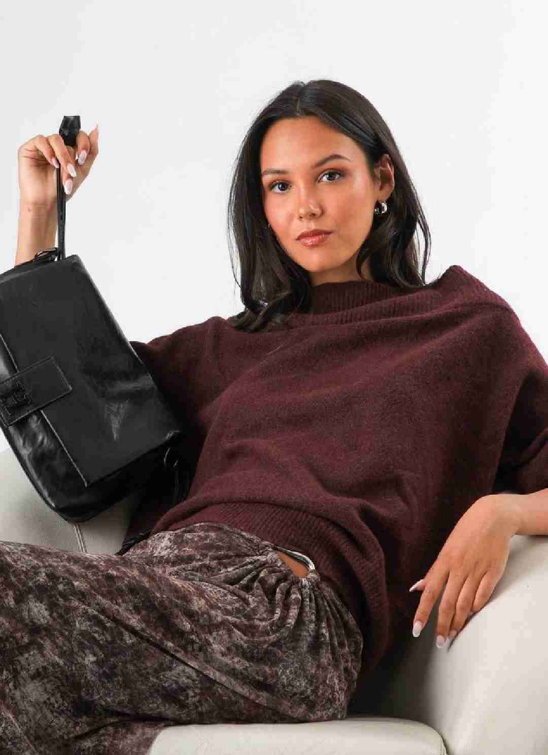 Cartera negra de cuero sintético - miniatura 3