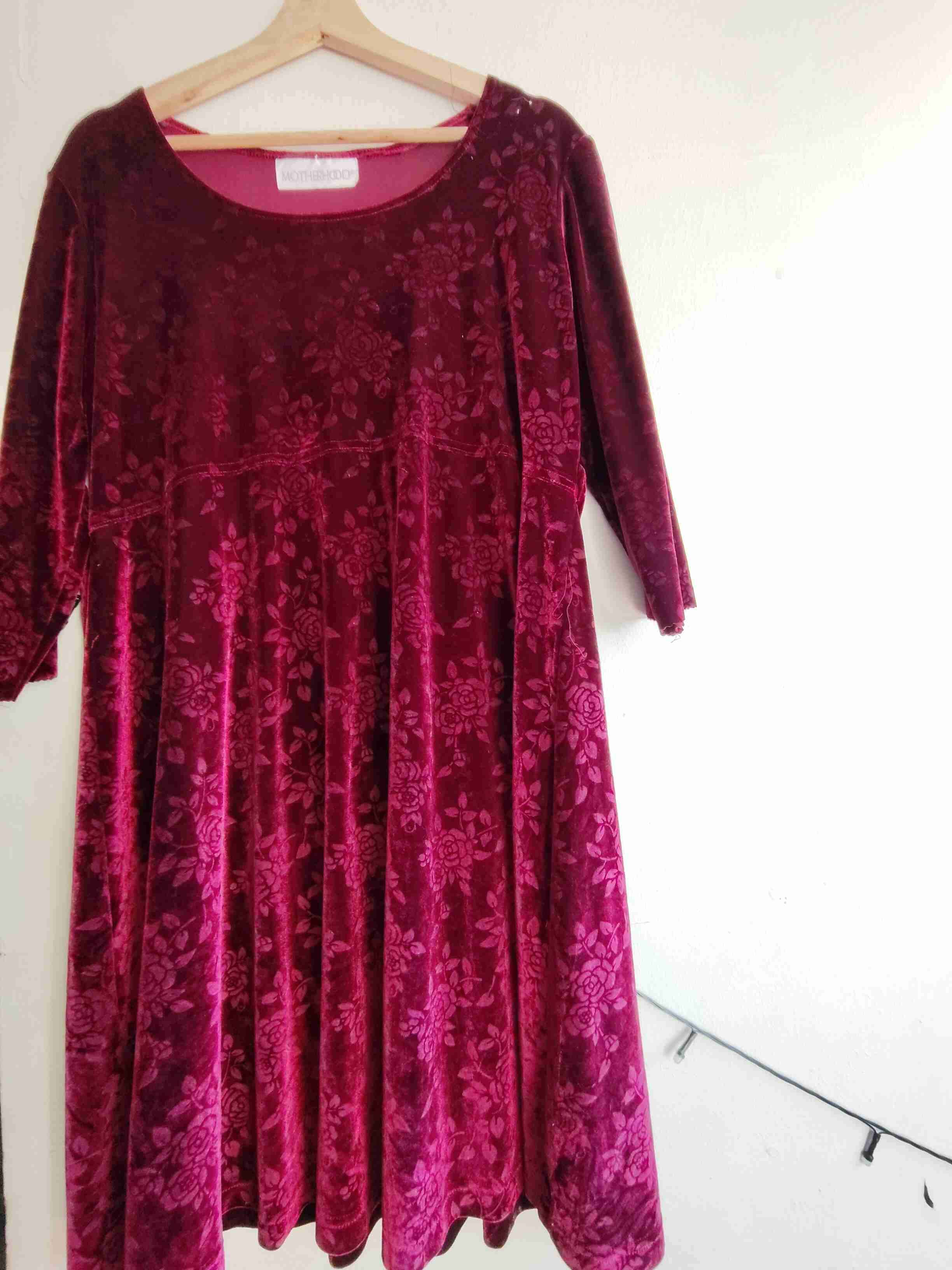 Vestido de terciopelo rojo XL - miniatura 1