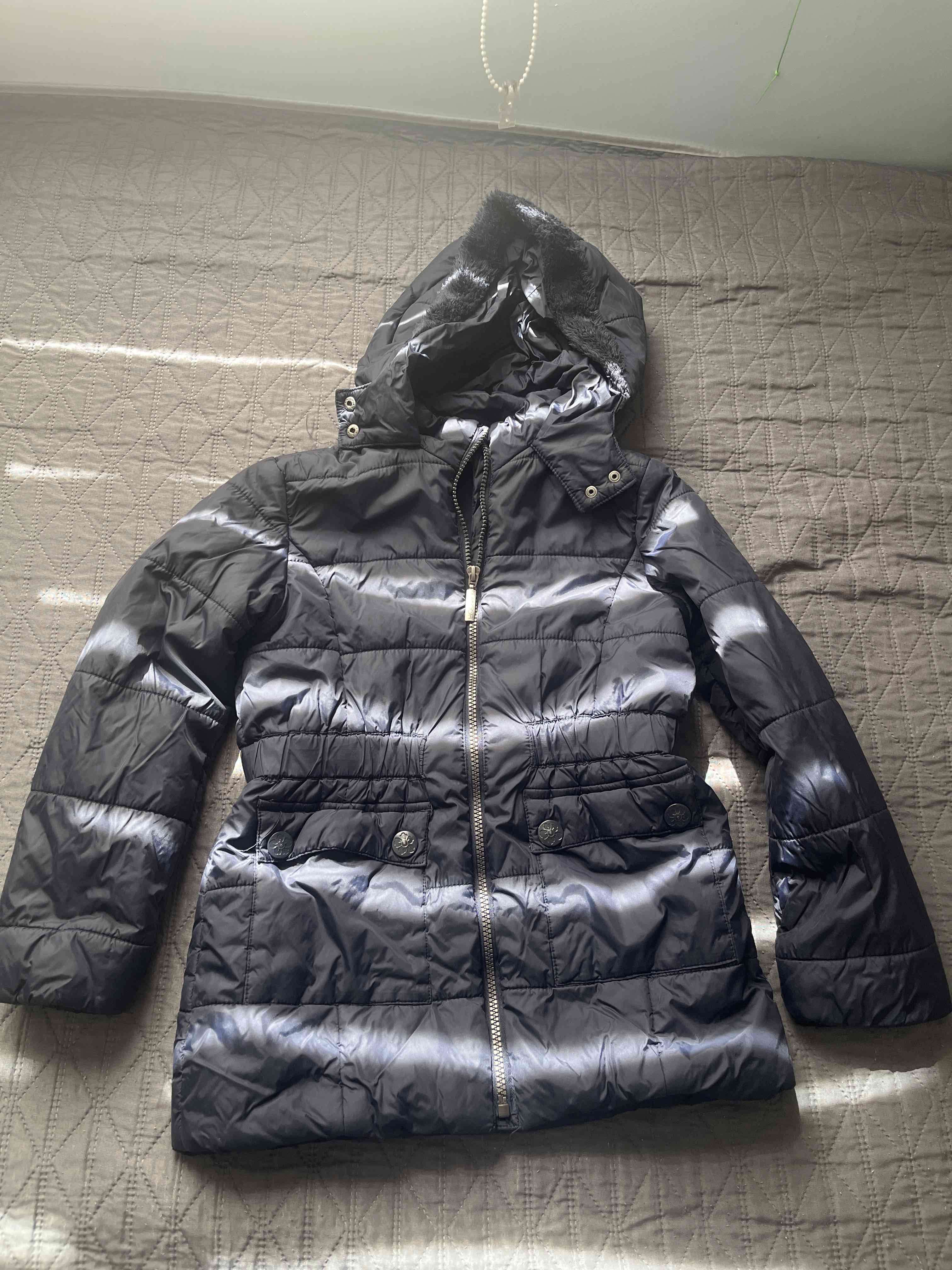 Chaqueta acolchada azul  con capucha - miniatura 3