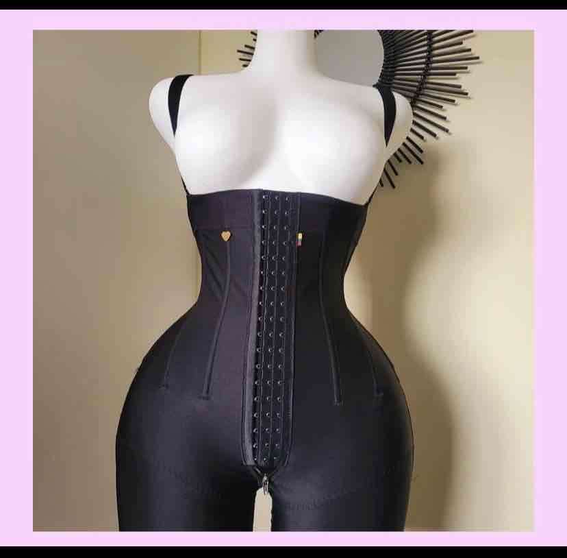 Faja con varillas negro, alta compresión - miniatura 1