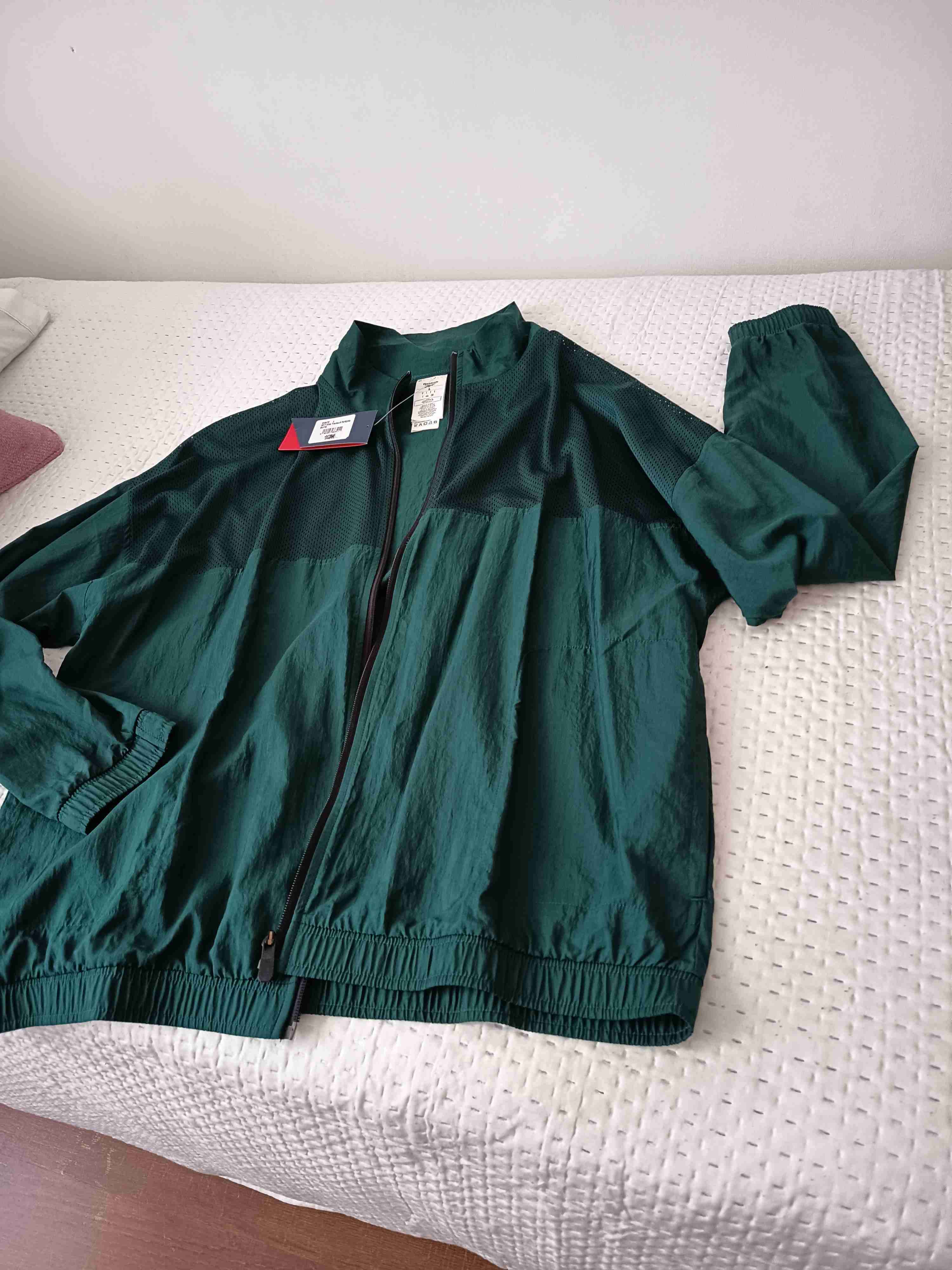 Chaqueta cortaviento verde - miniatura 3