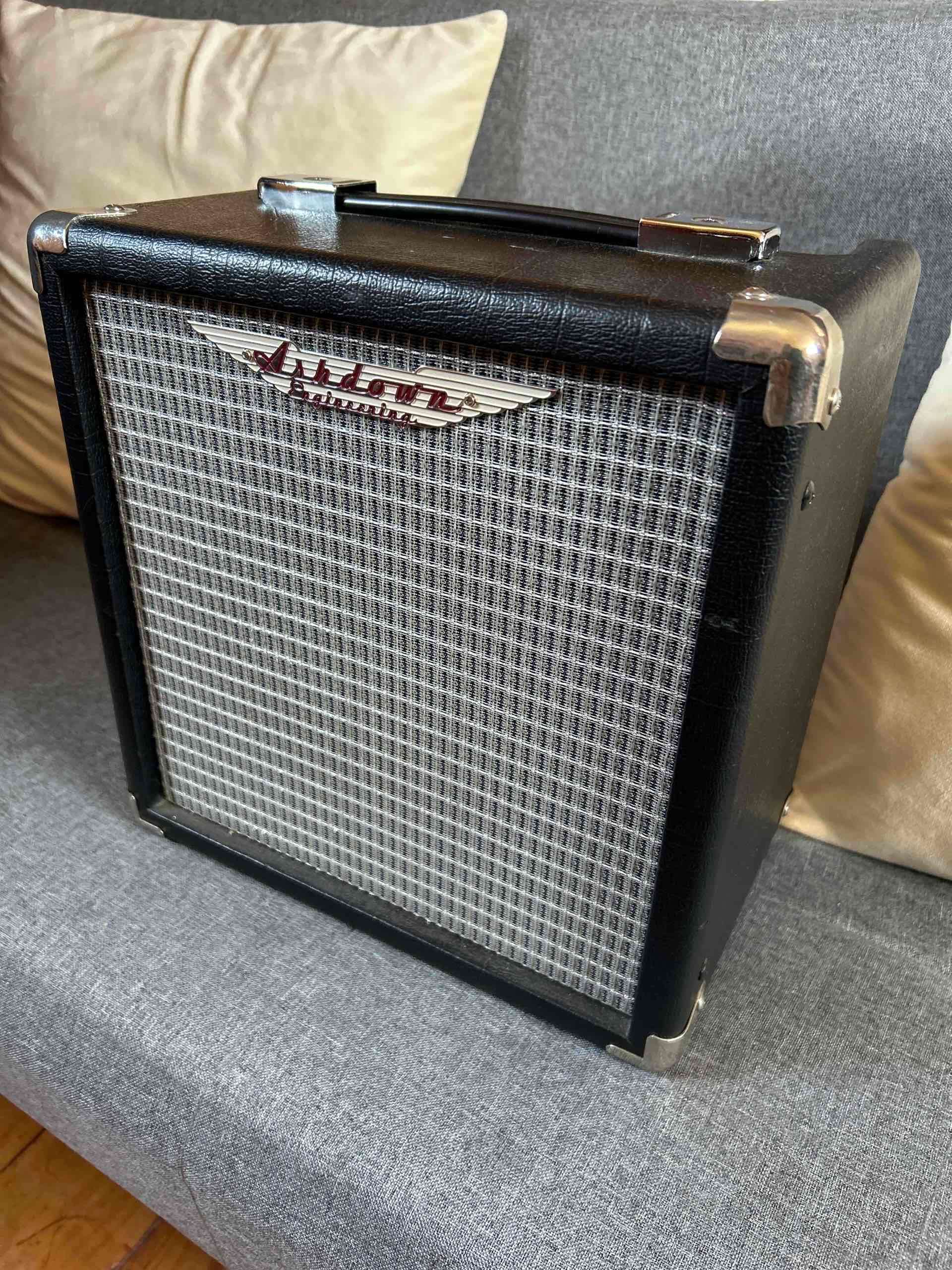 Amplificador Ashdown Electric Blue - miniatura 1