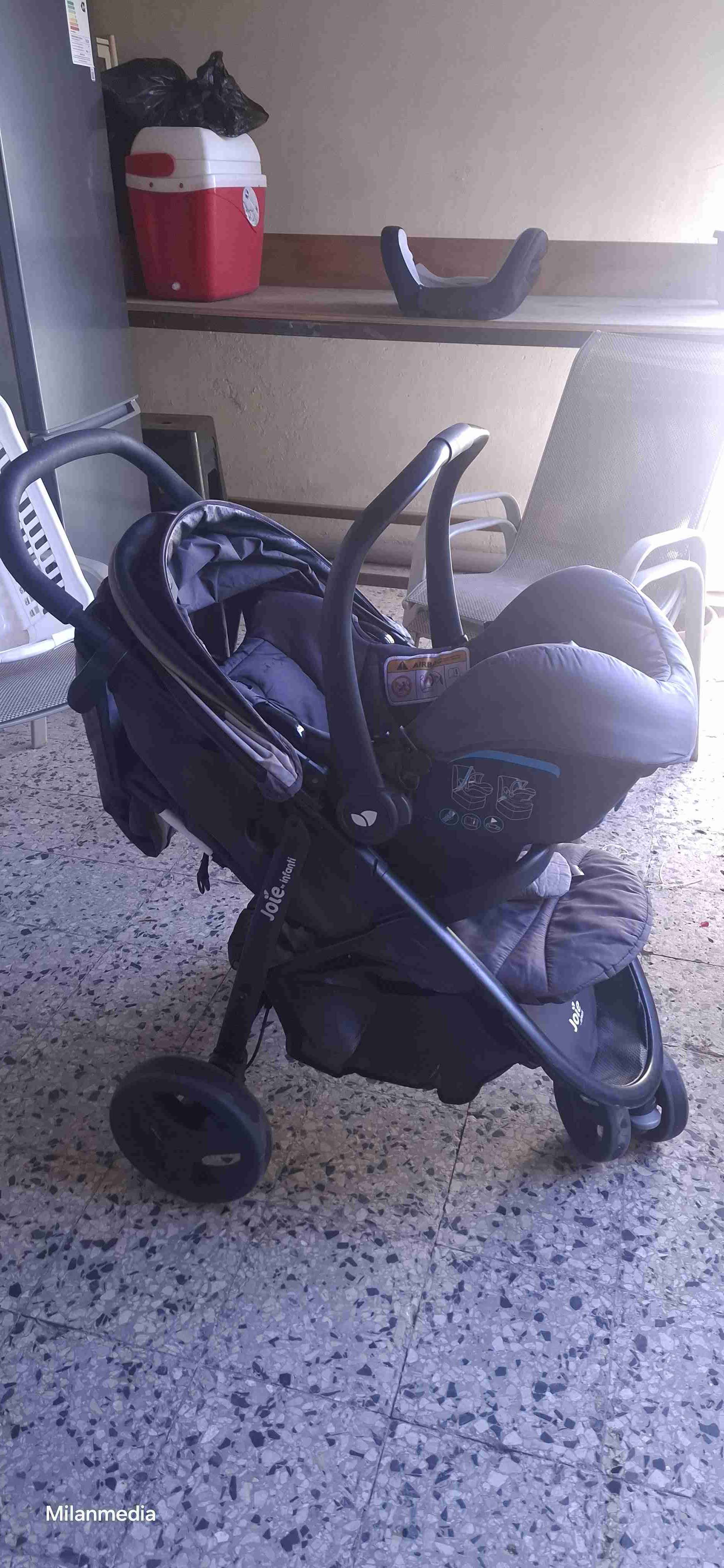 Coche Joie negro para bebé - miniatura 6