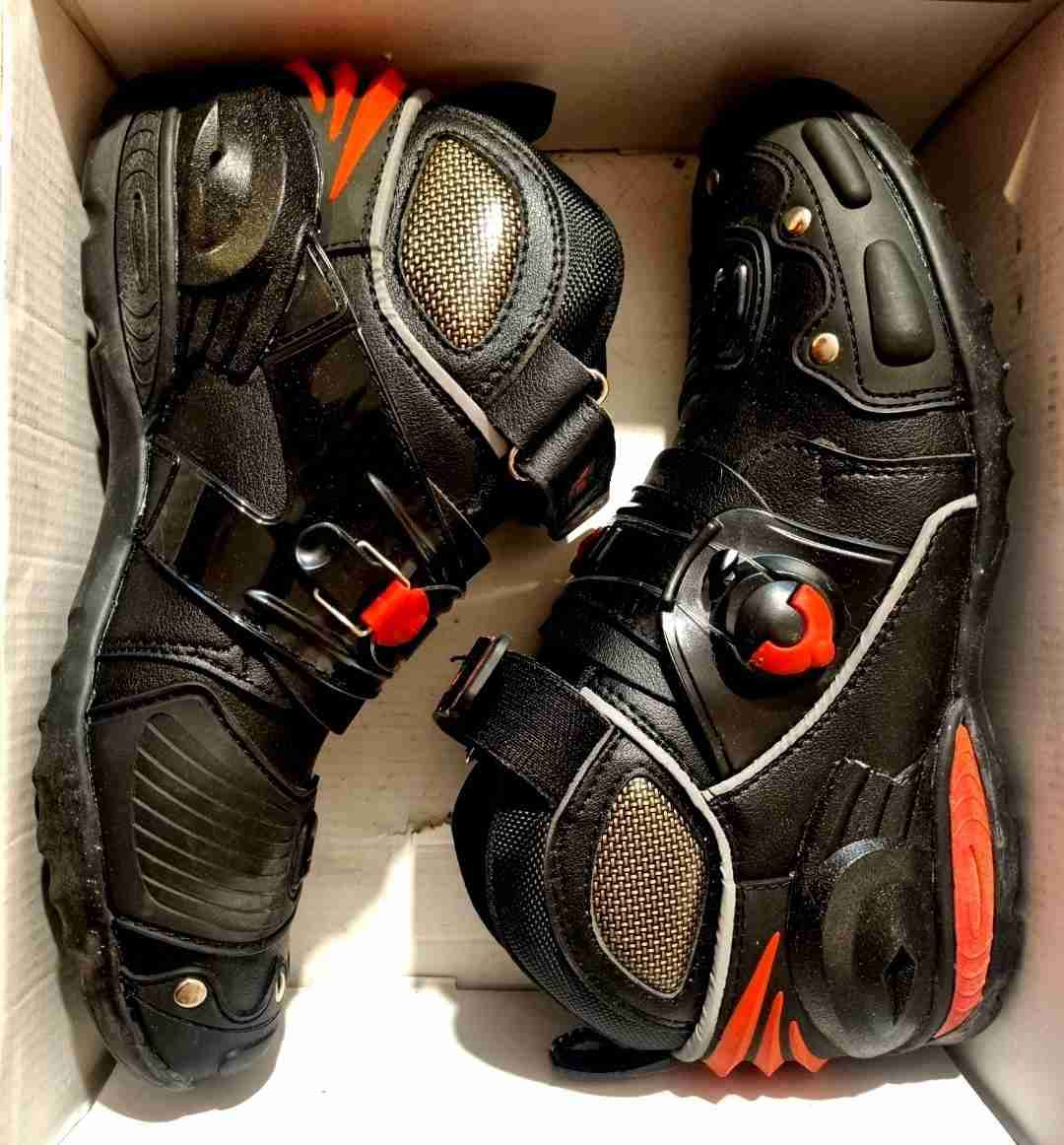 Zapatillas de motociclista negras - miniatura 3