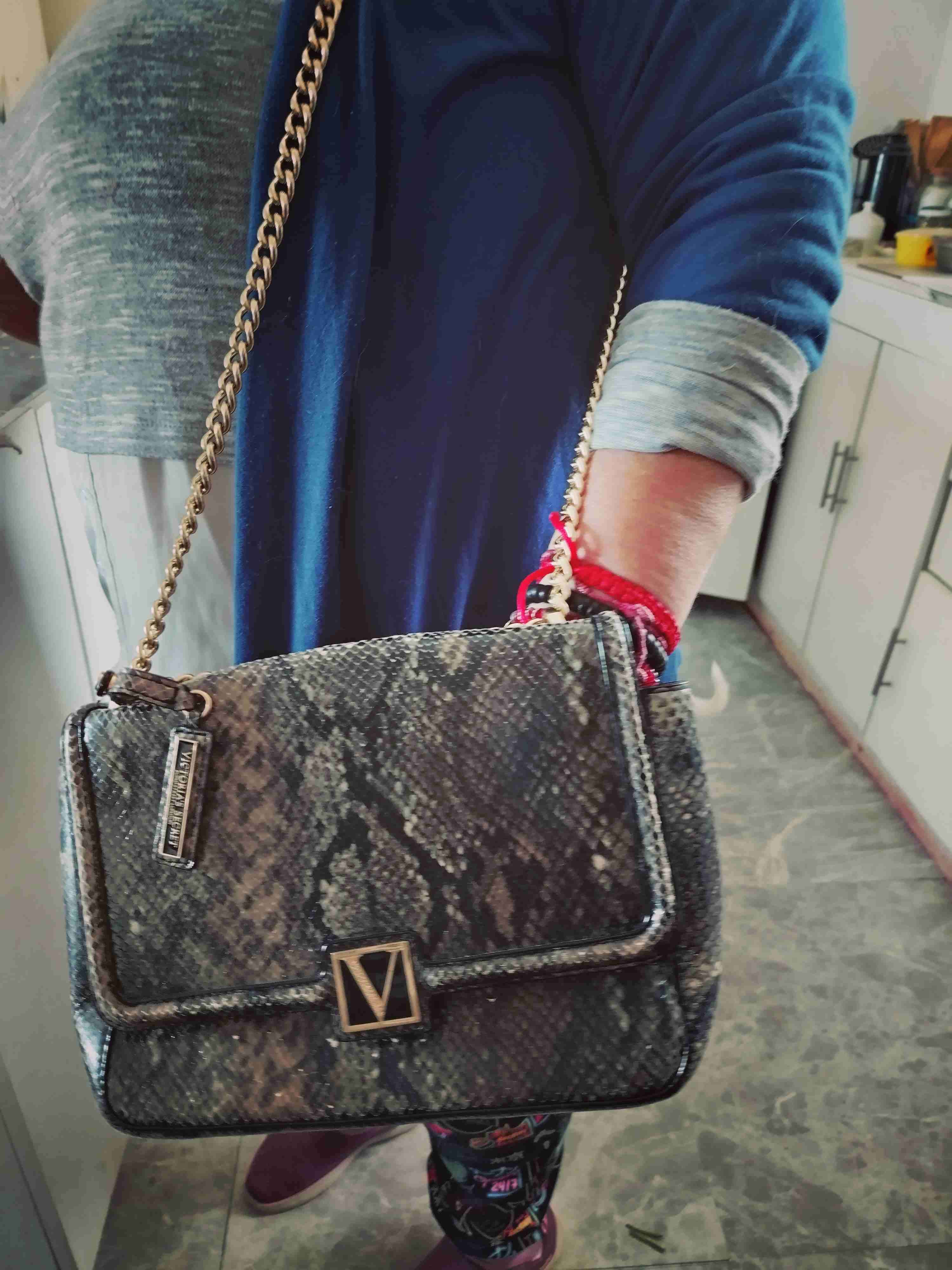 Bandolera grisl con textura - miniatura 3