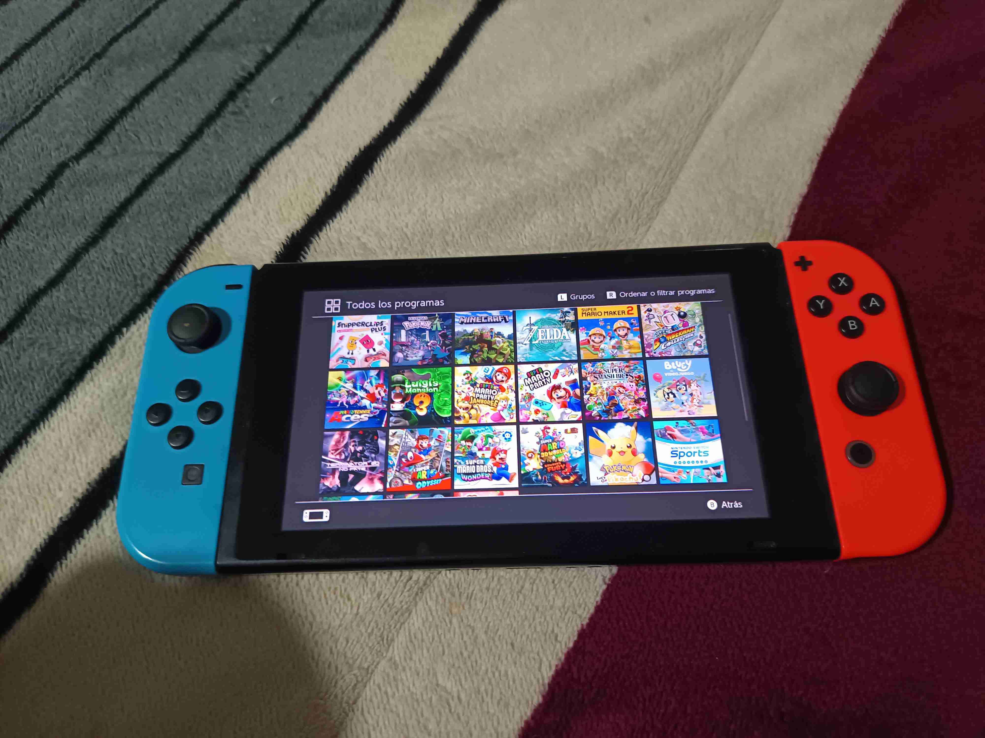 Consola Nintendo Switch con juegos - miniatura 1