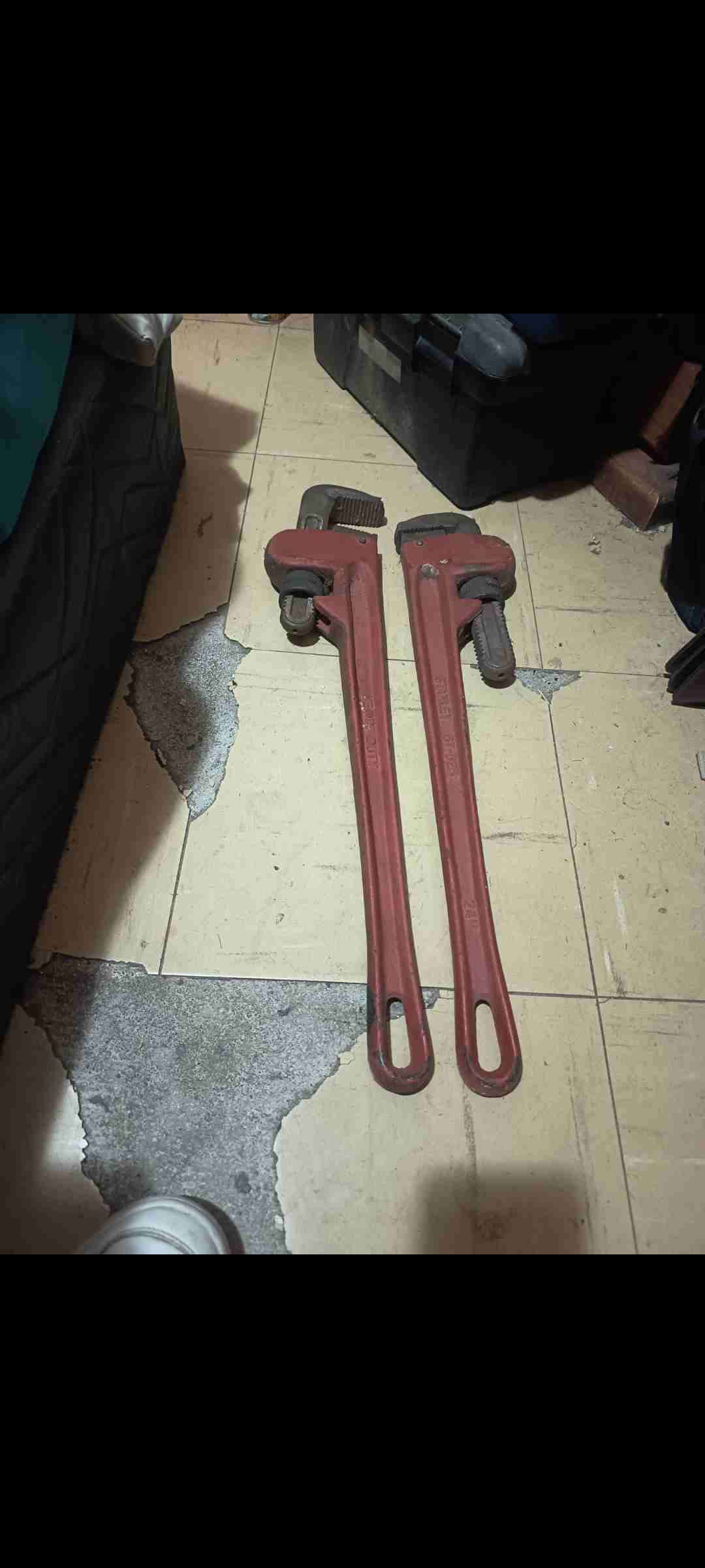 Llaves stilson rojas grandes