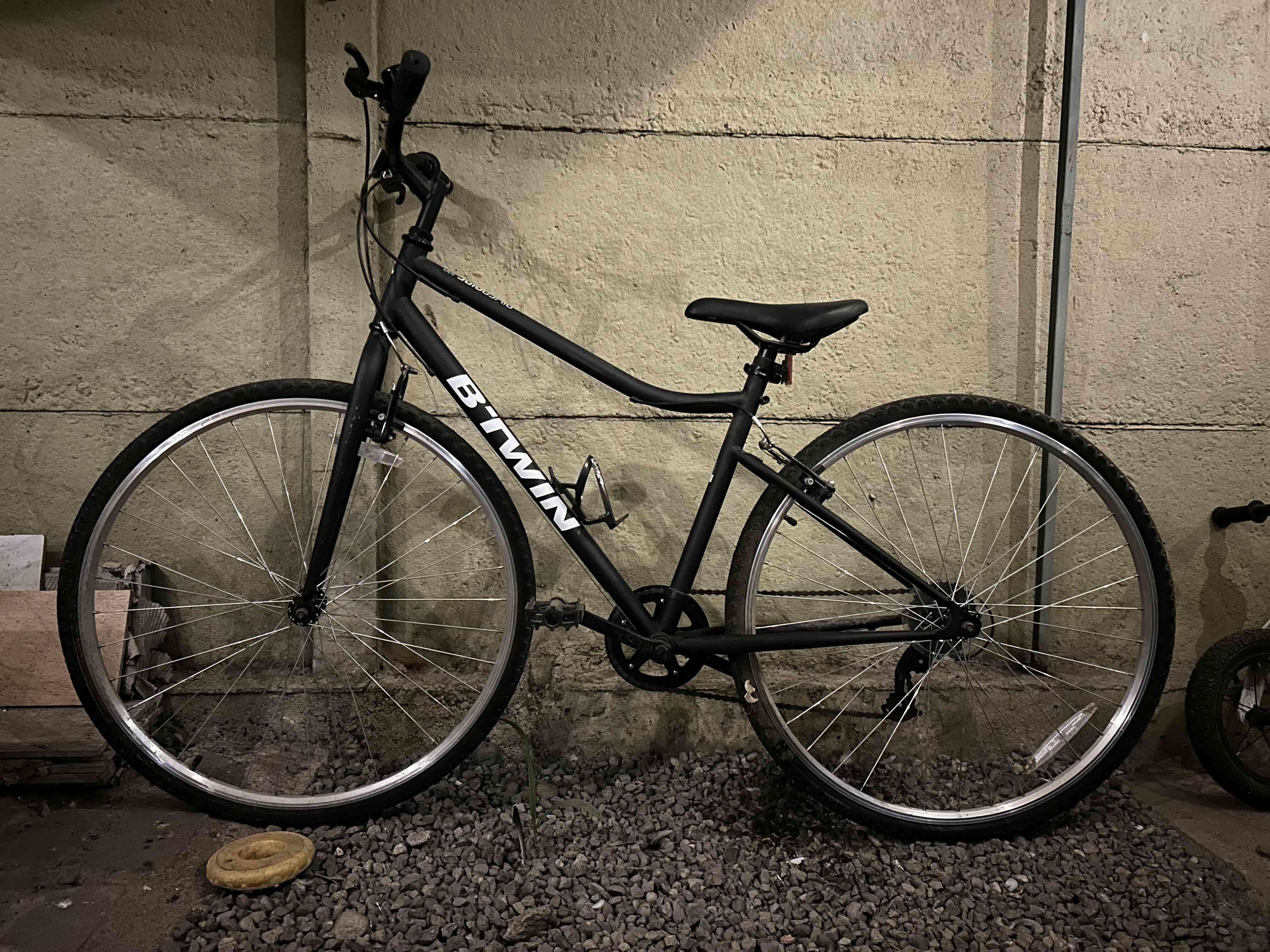 Bicicleta urbana Btwin negra - miniatura 1