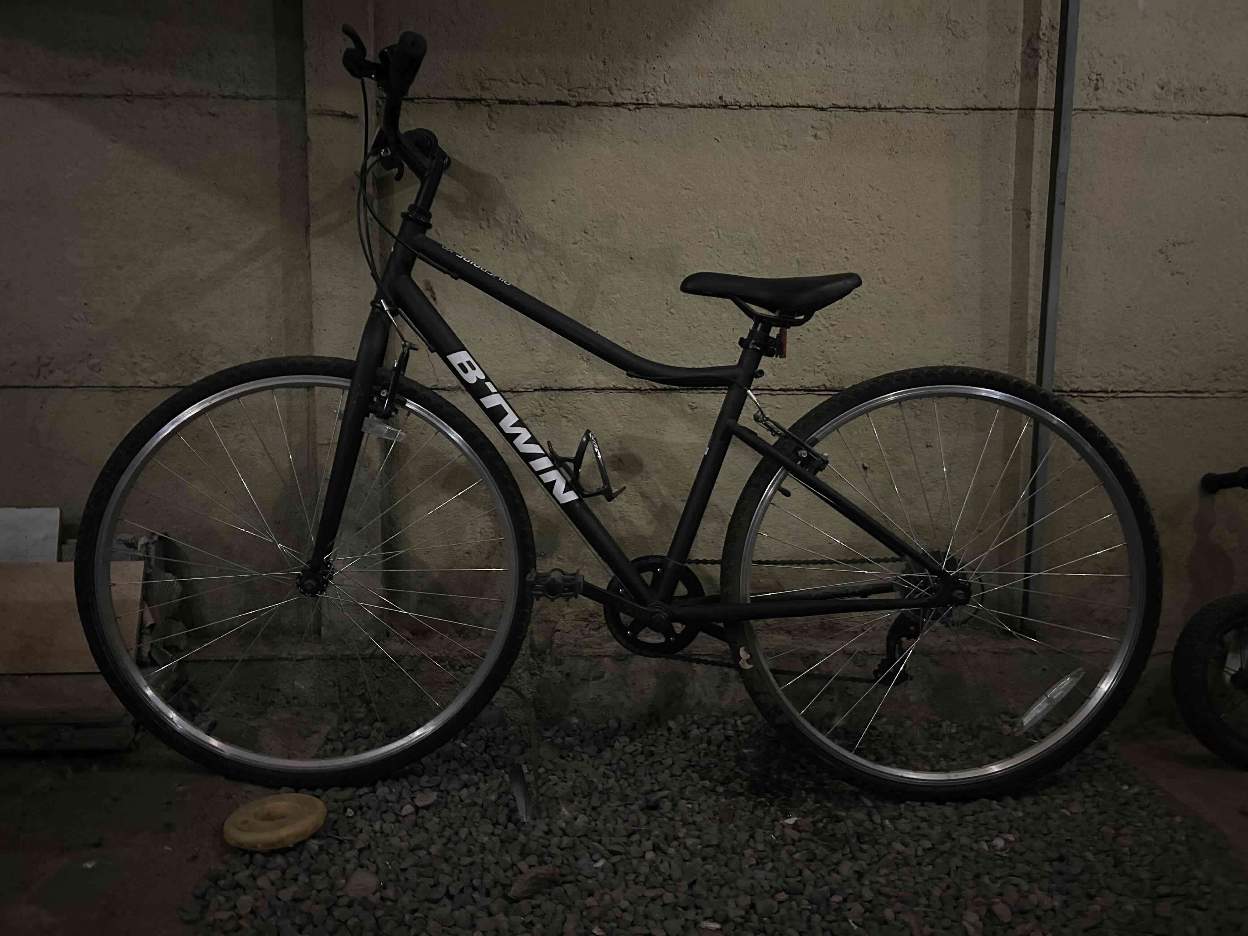 Bicicleta urbana Btwin negra - miniatura 2