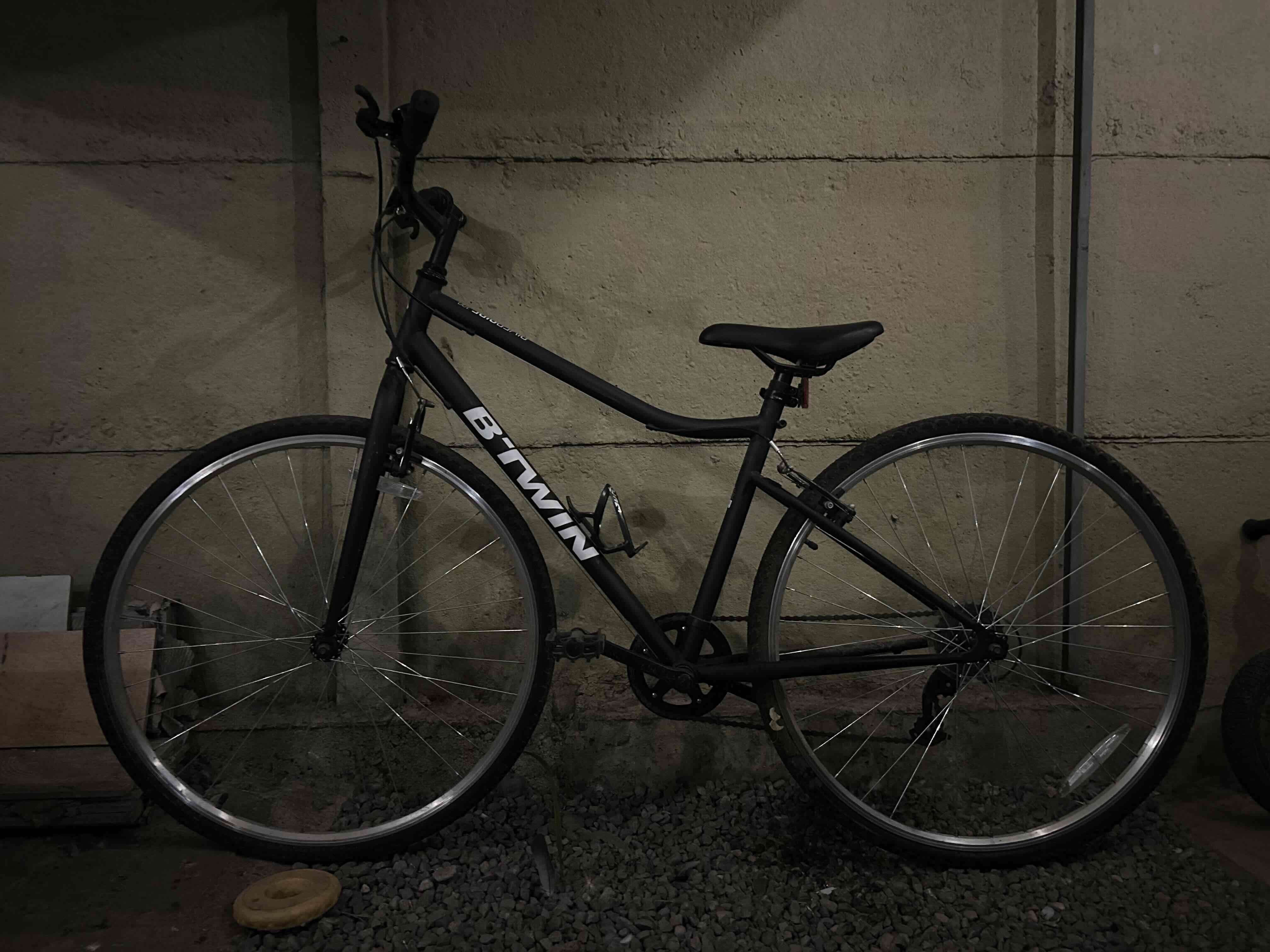 Bicicleta urbana Btwin negra - miniatura 3