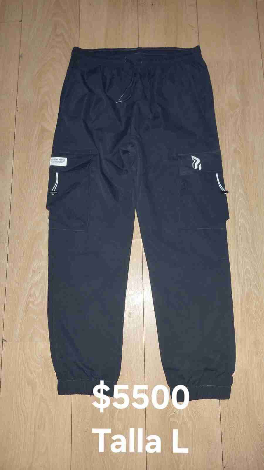 Pantalón cargo negro talla M - miniatura 1