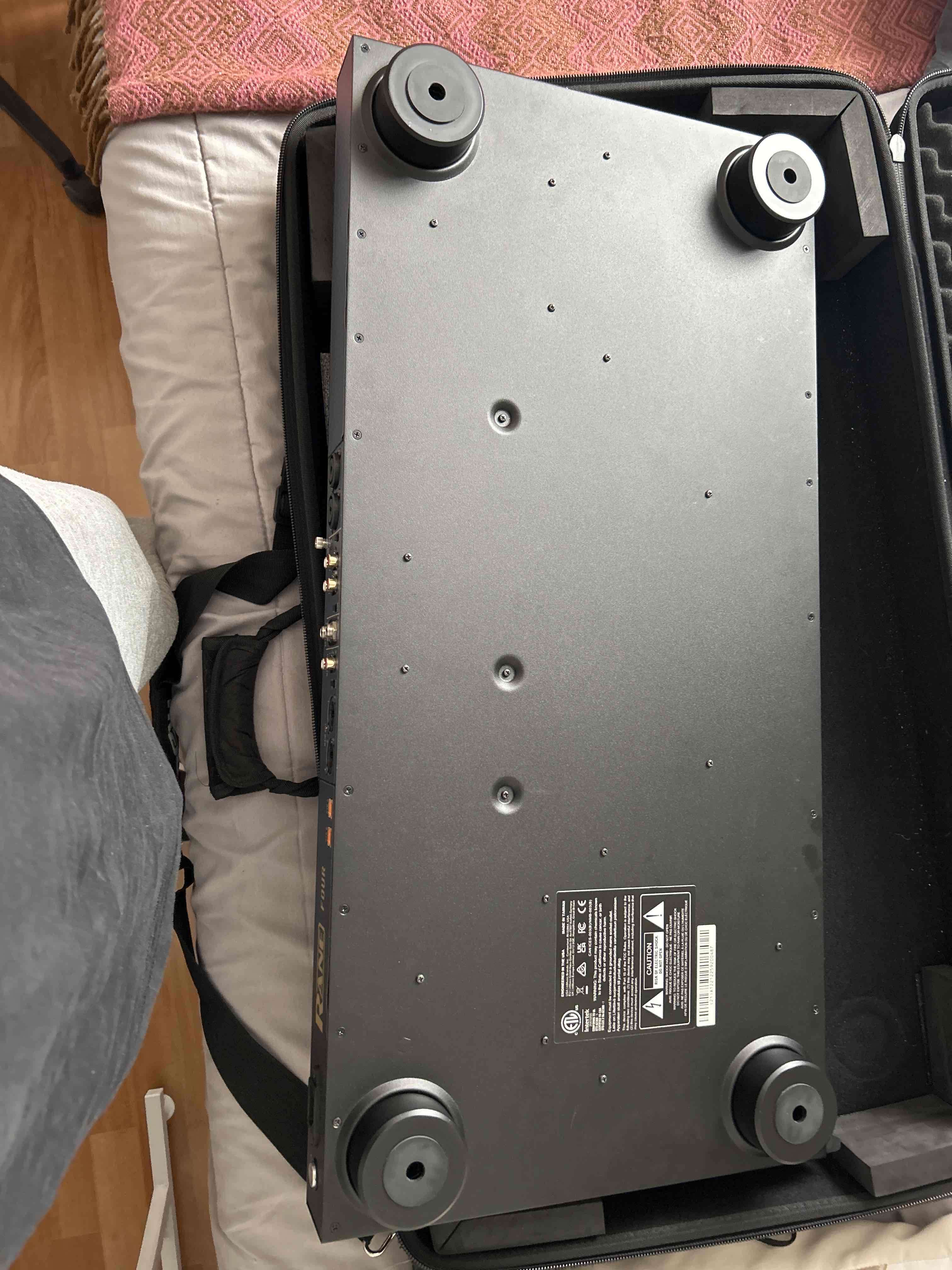 Controlador DJ profesional Rane four - miniatura 5