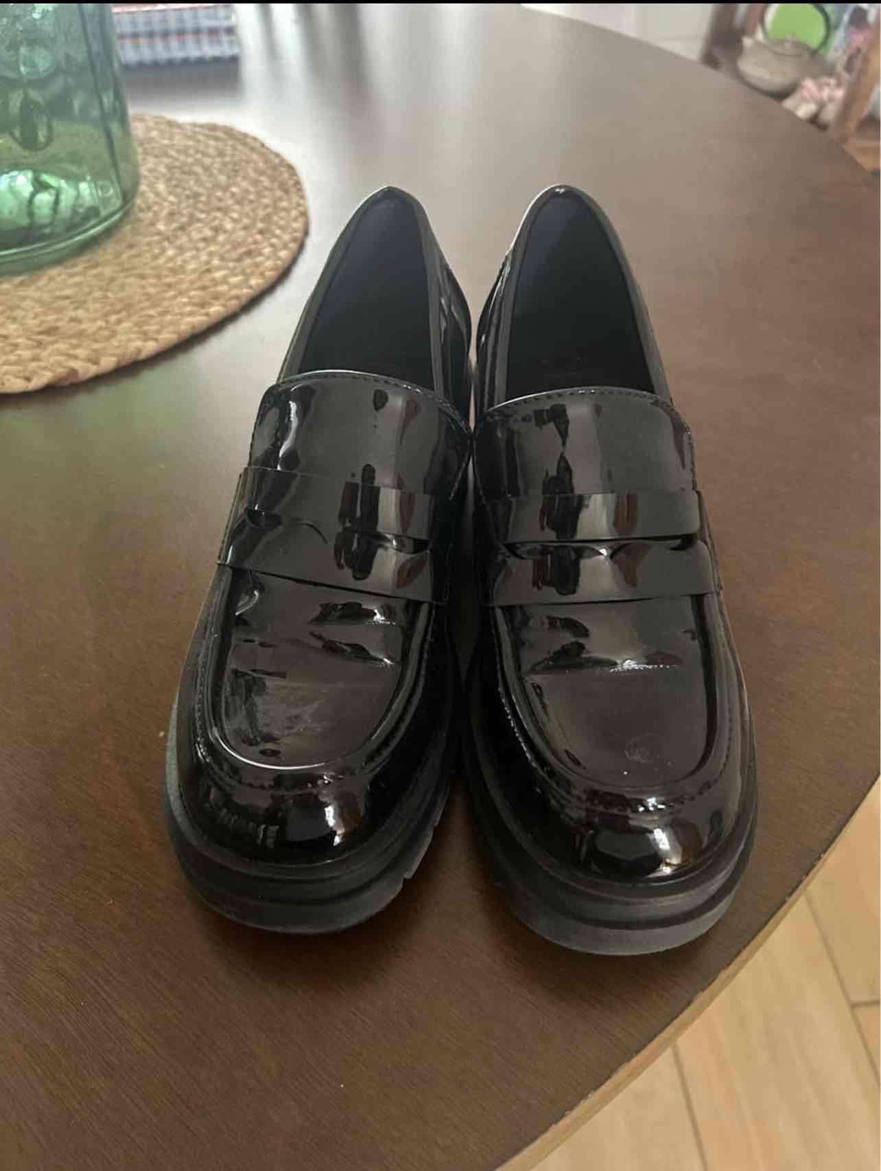 Zapatos formales negros charol Gotta - miniatura 4