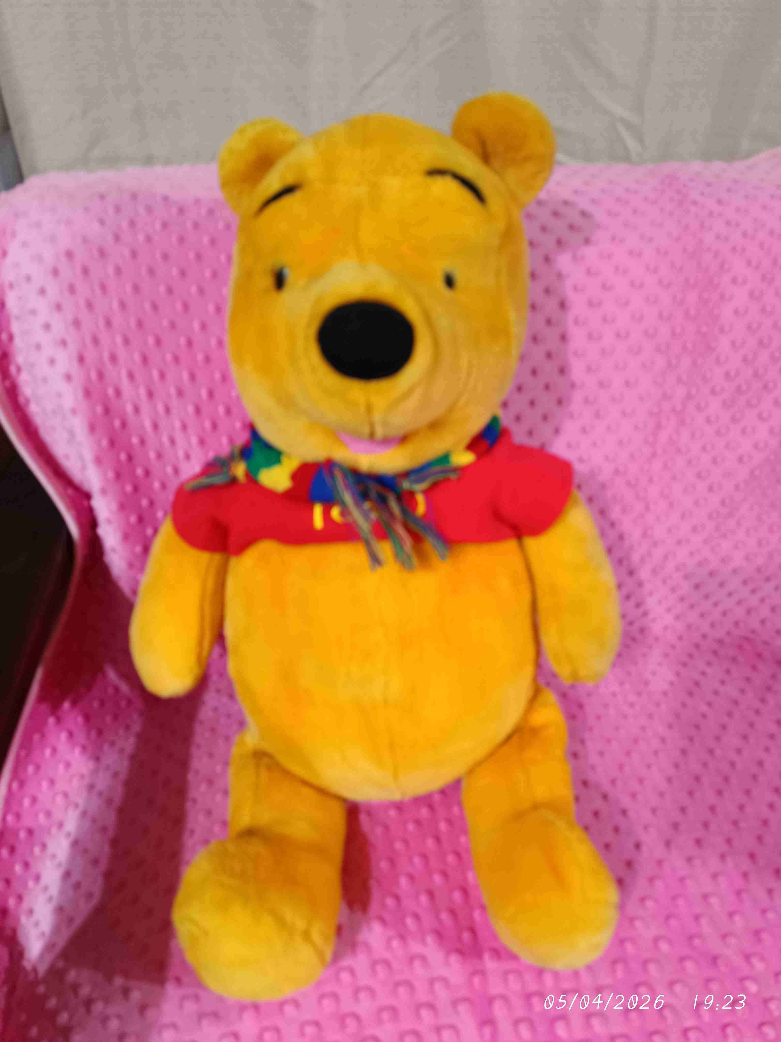 Cojín peluche con gafas brillante - miniatura 4