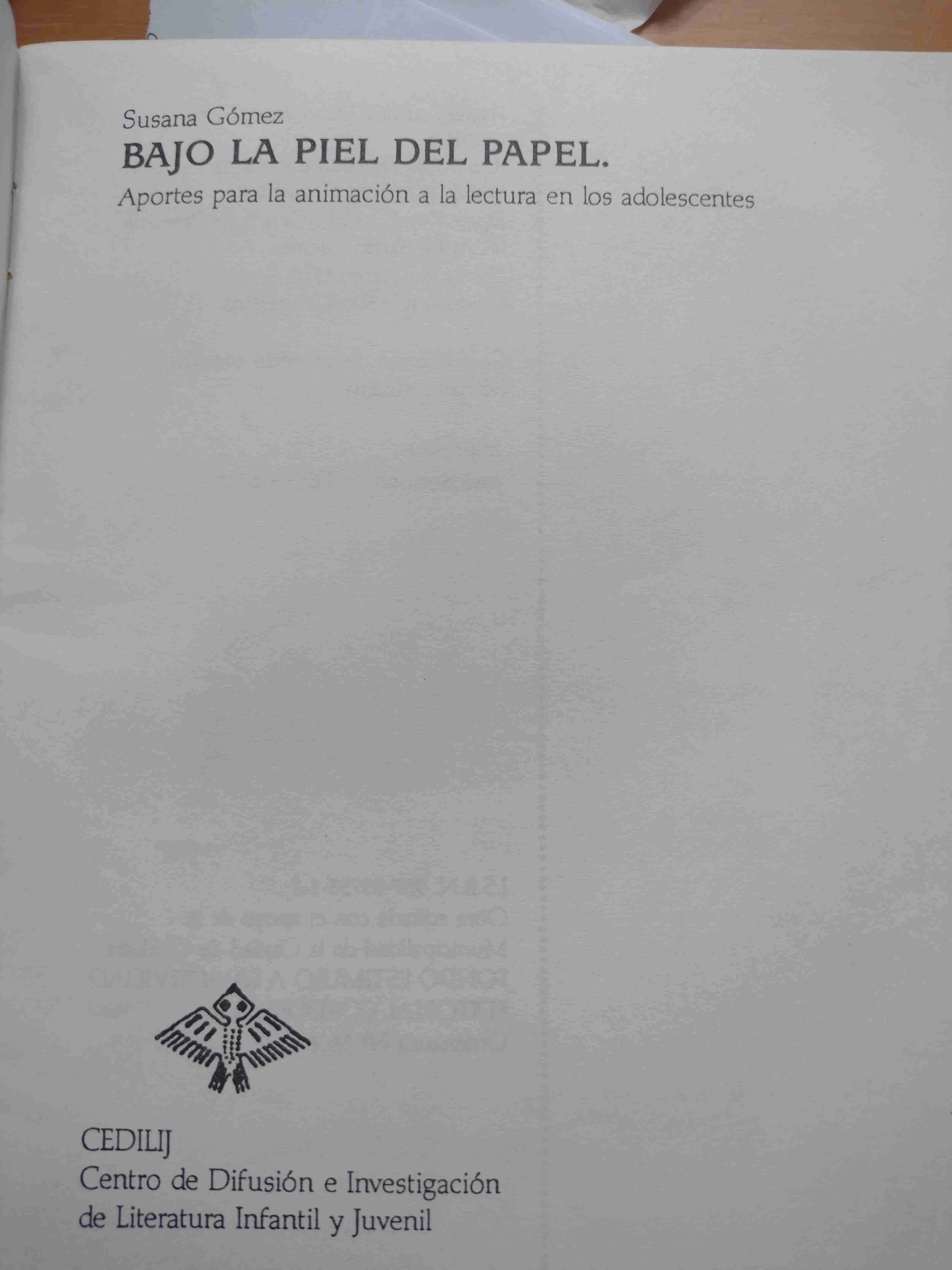 Libro 'Bajo la Piel del Papel' - miniatura 2