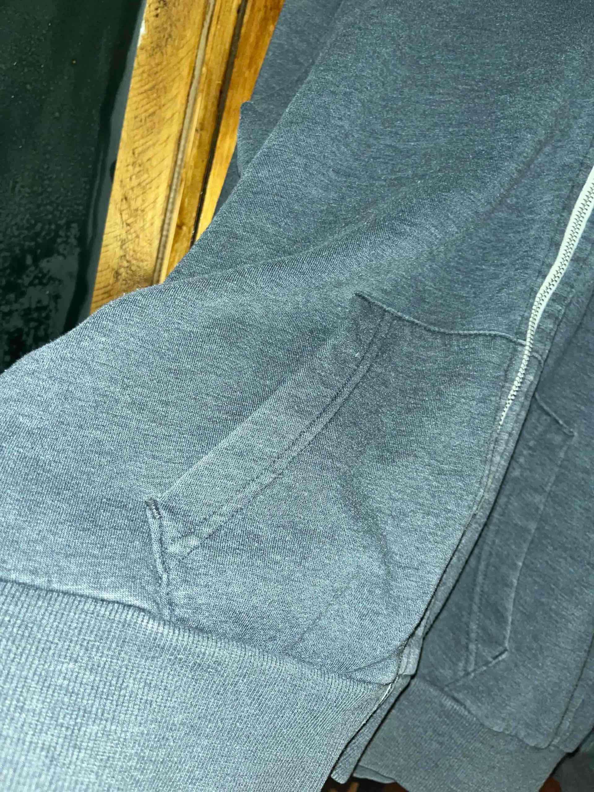 Polerón azul con capucha y cierre HYM - miniatura 5