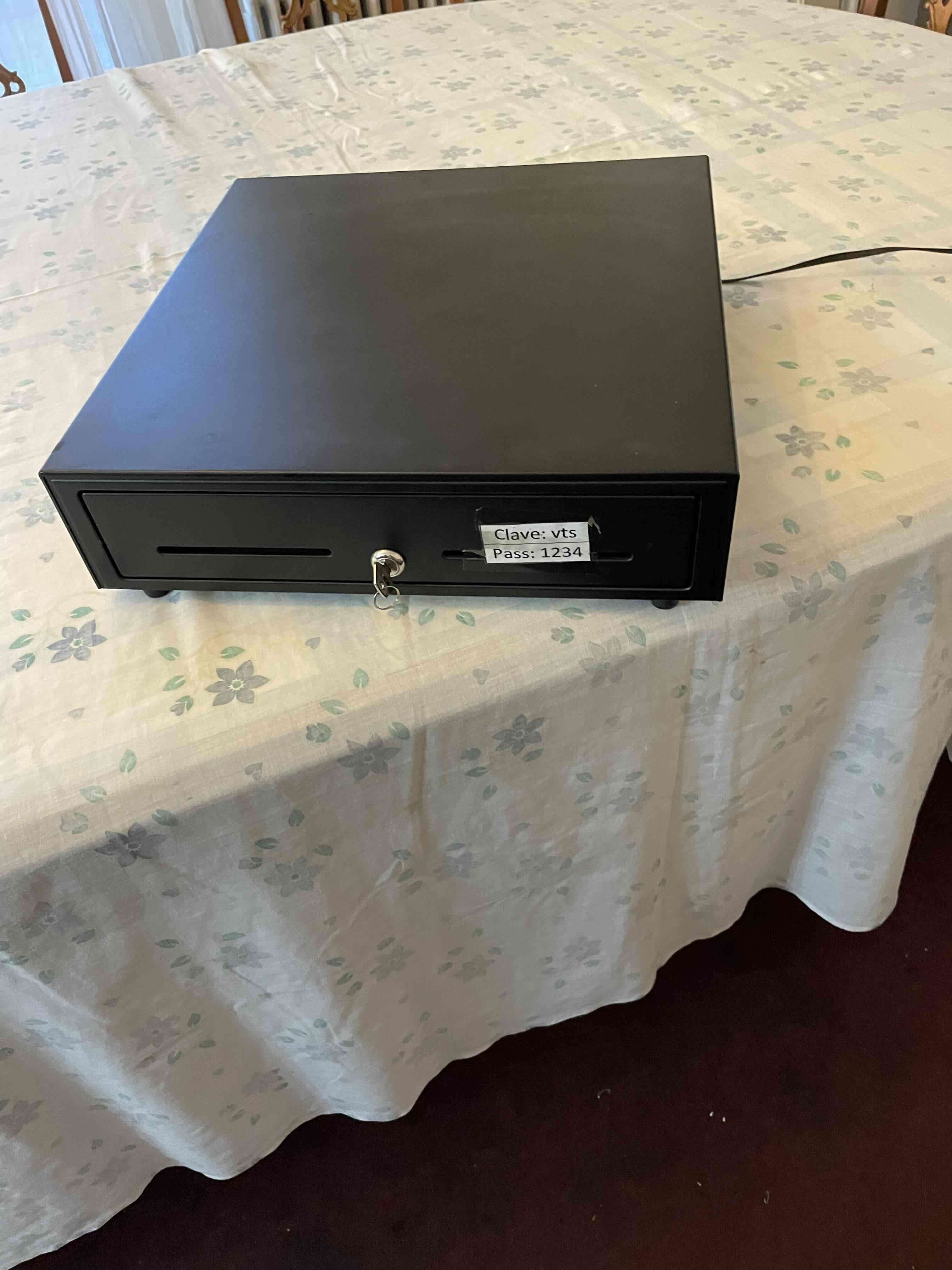 Caja registradora negra - miniatura 1