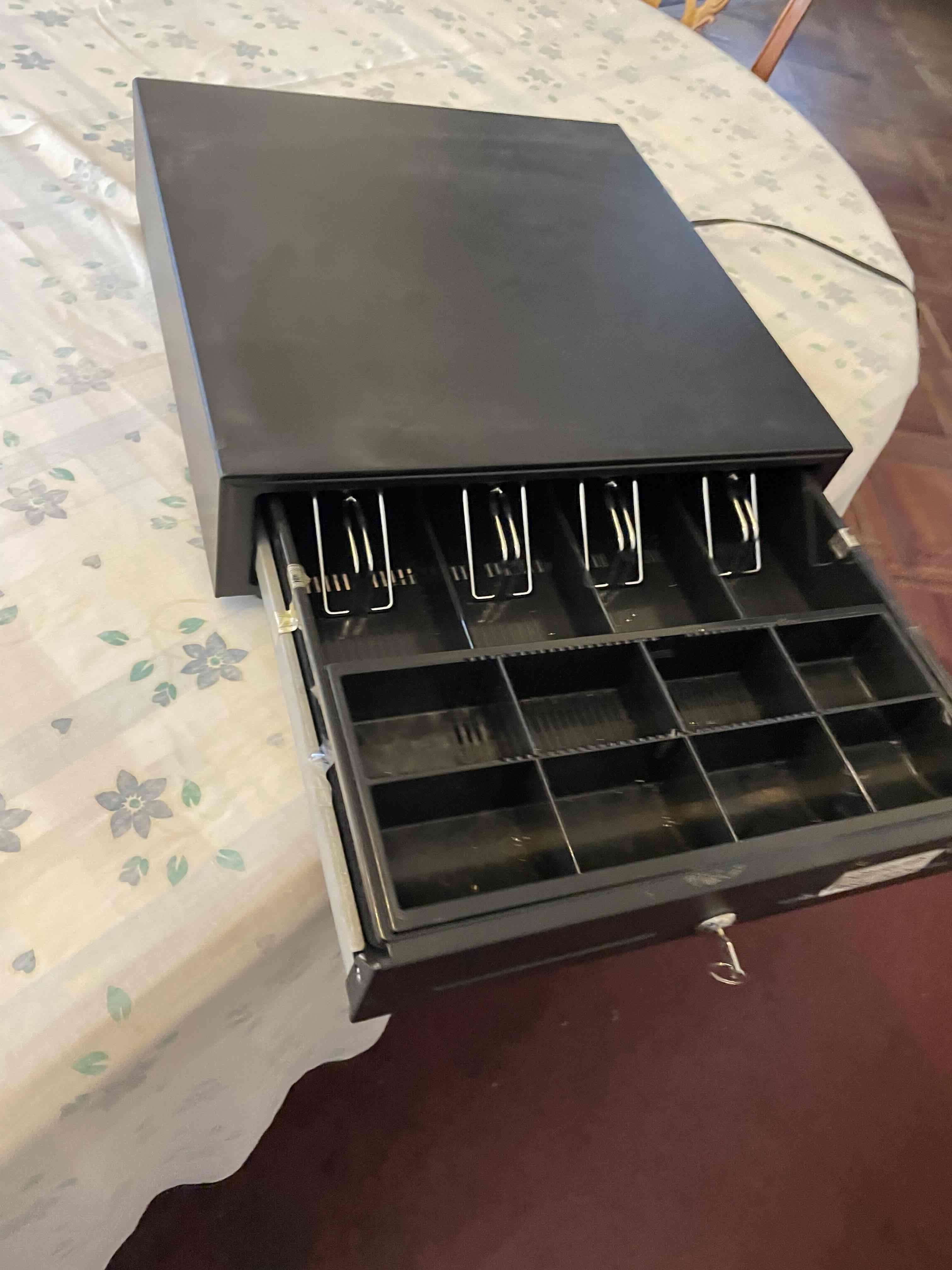 Caja registradora negra - miniatura 3