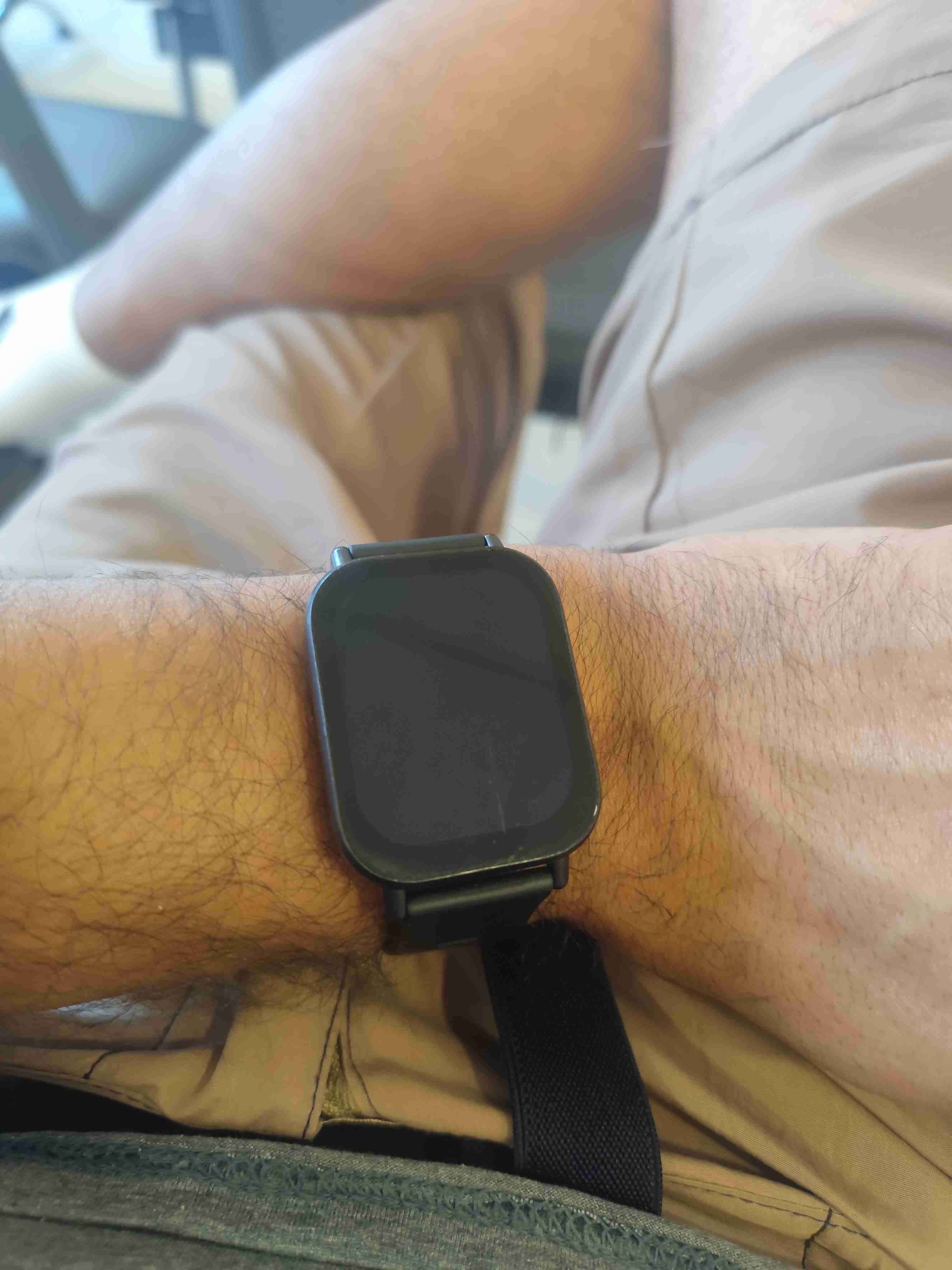 Reloj inteligente negro - 1