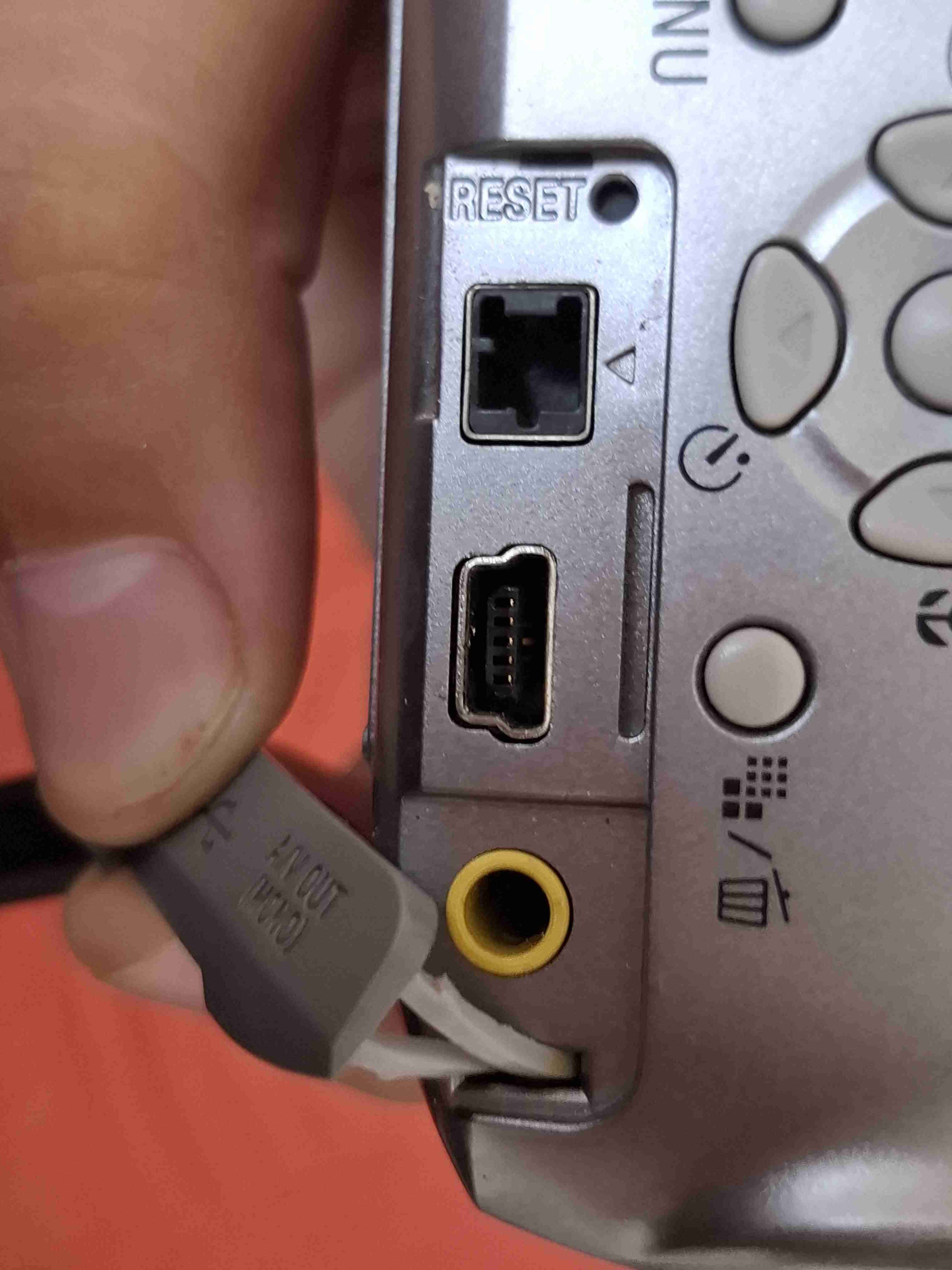 Cámara Sony Cyber-shot plateada - miniatura 6