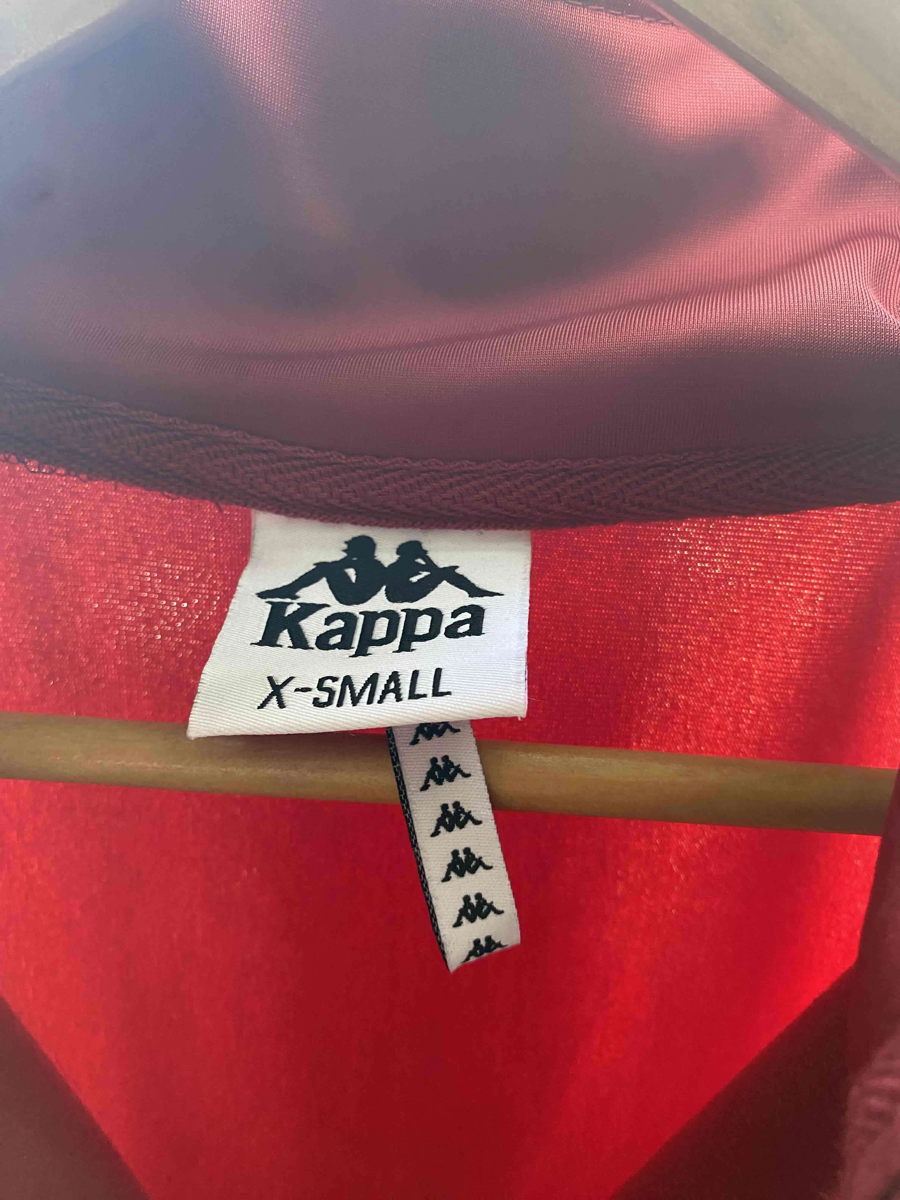 Chaqueta deportiva roja con cierre - miniatura 2