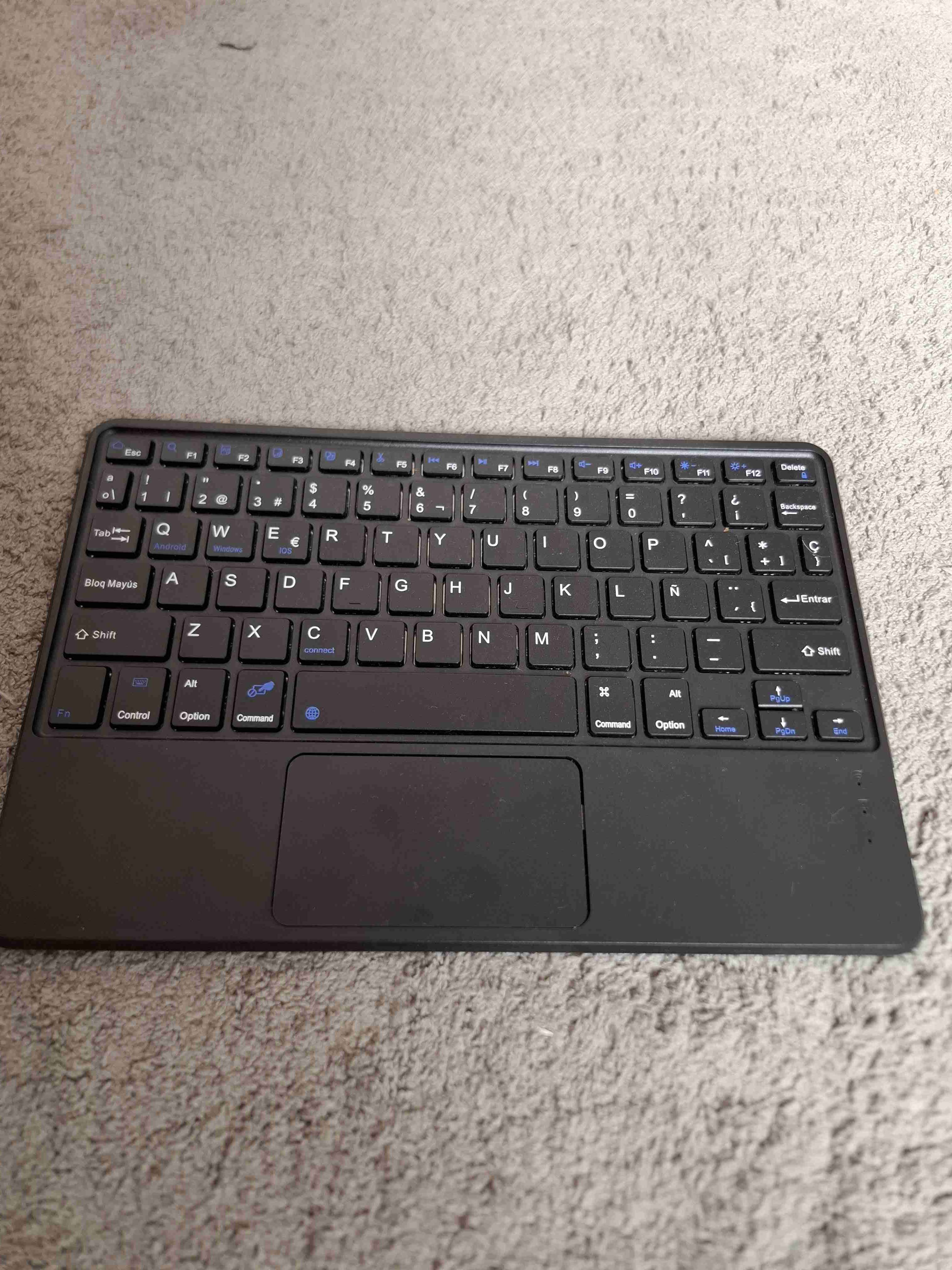 Teclado Bluetooth con touchpad - miniatura 1