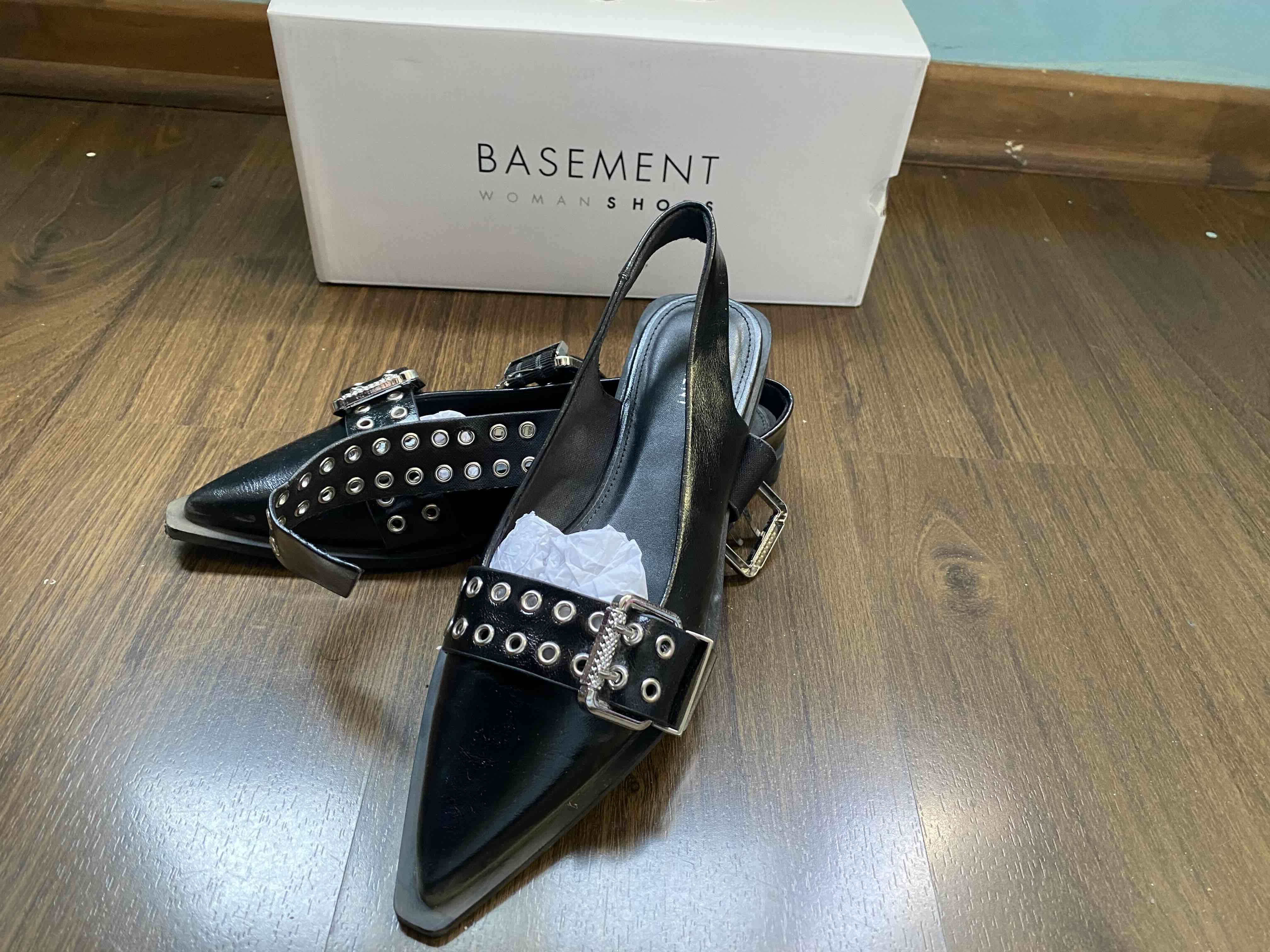 Zapatos negros Basement con hebillas - miniatura 2