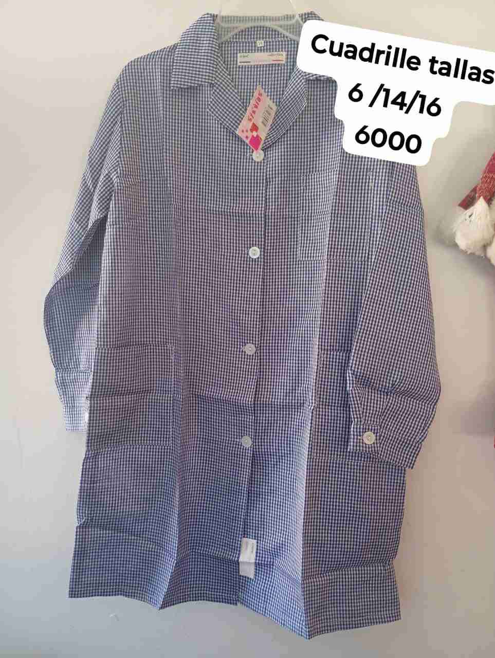 Ropa escolar - miniatura 1