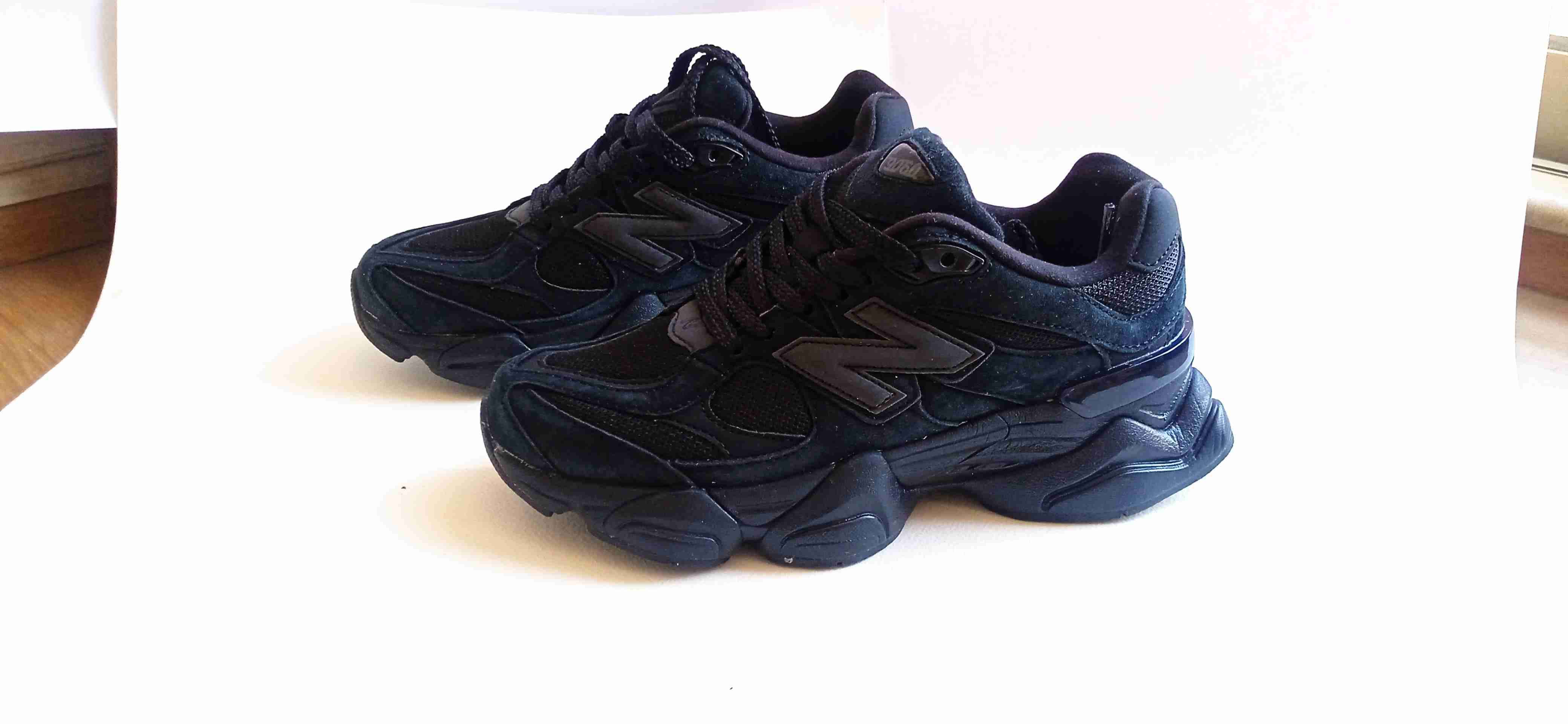 Zapatillas negras deportivas - miniatura 3