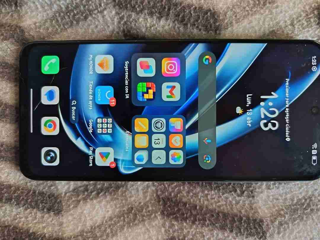 Celular Honor con cámara dañada - miniatura 4