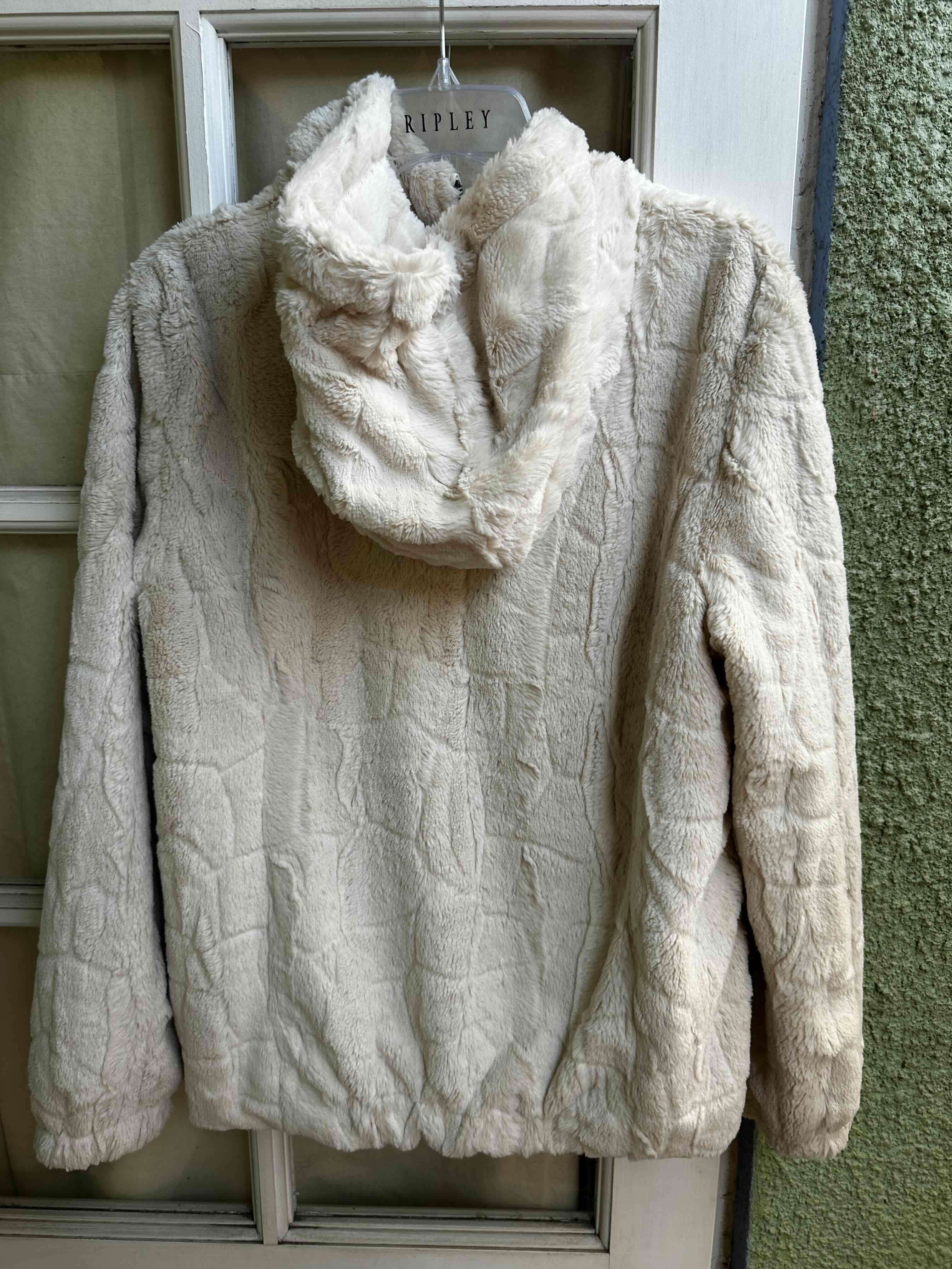 Poleron peludito talla M - miniatura 2