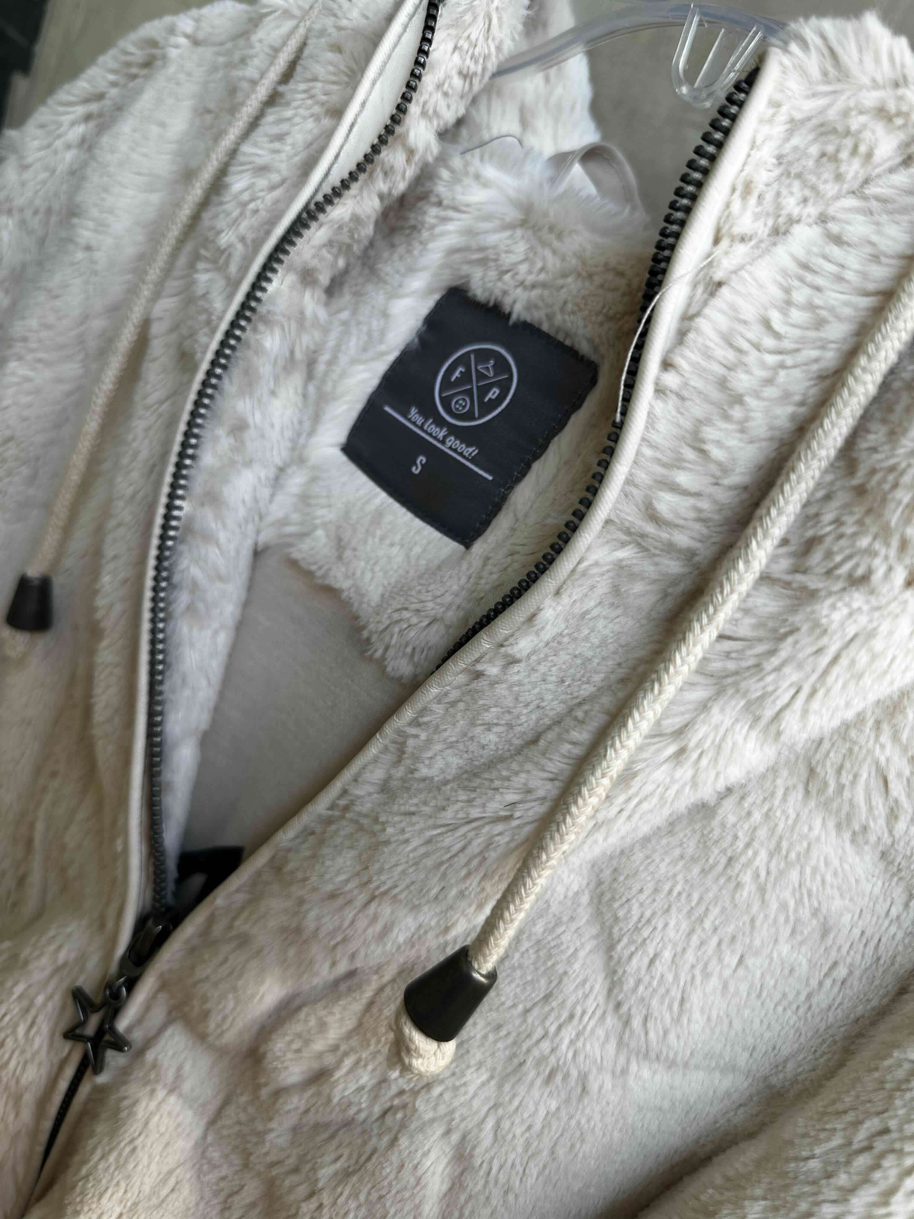 Poleron peludito talla M - miniatura 3