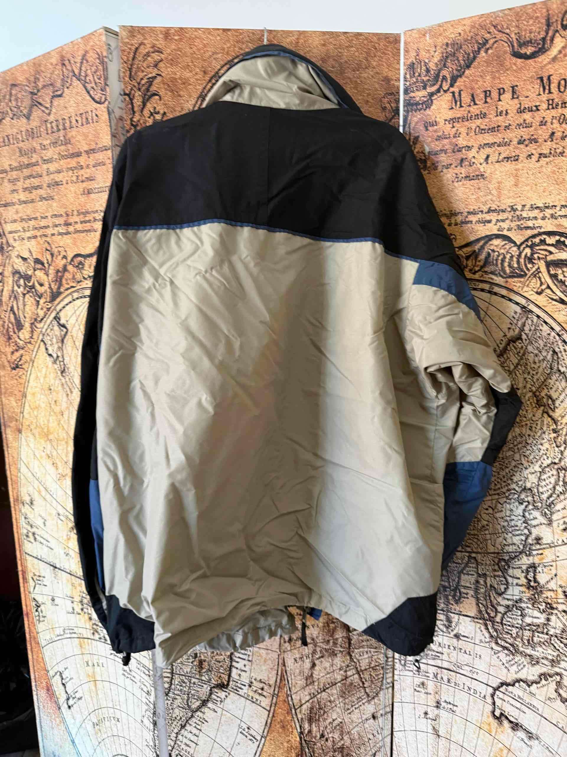 Chaqueta Columbia beige y negra - miniatura 5