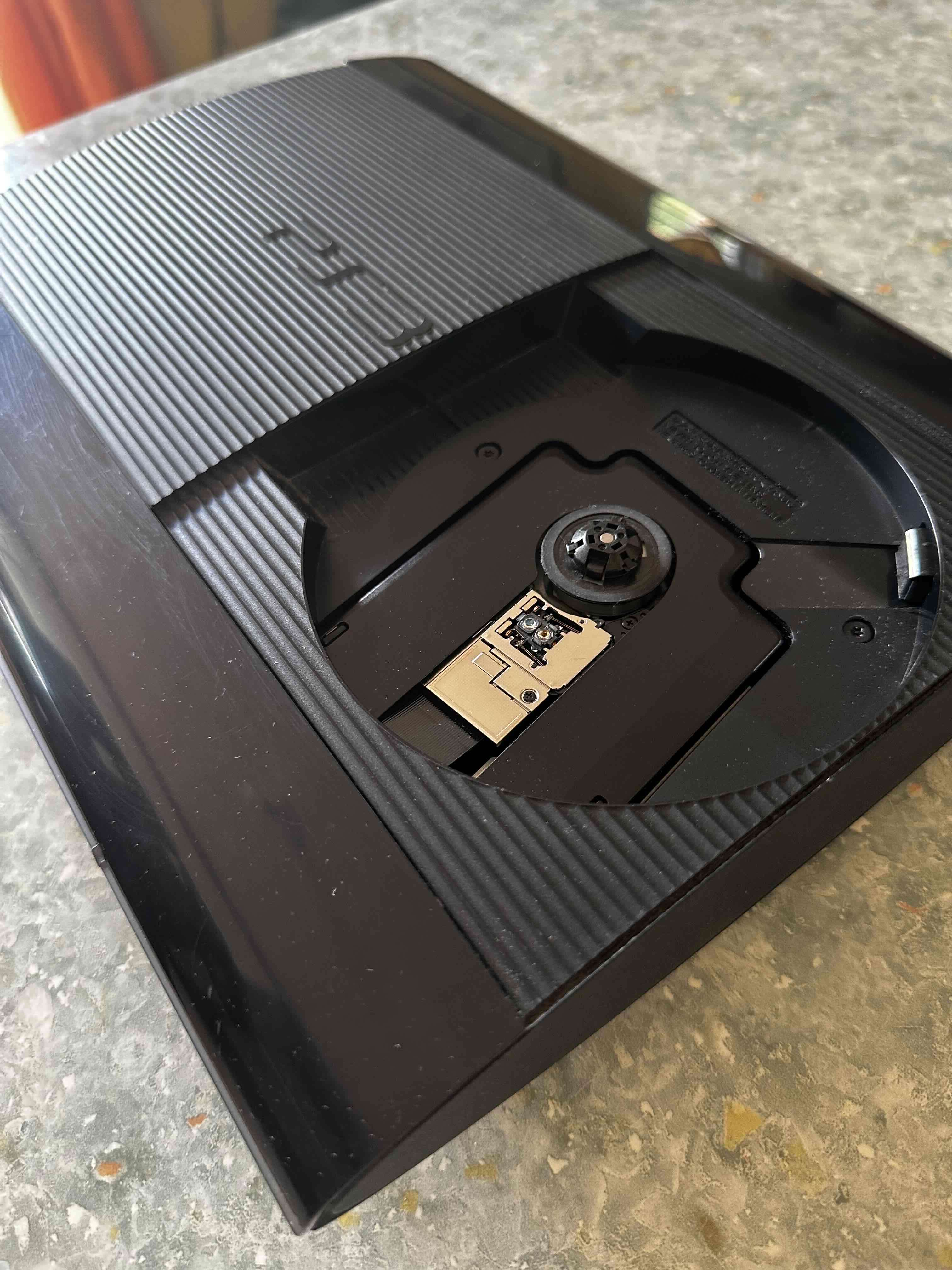 Consola PS3 con dos controles - miniatura 2