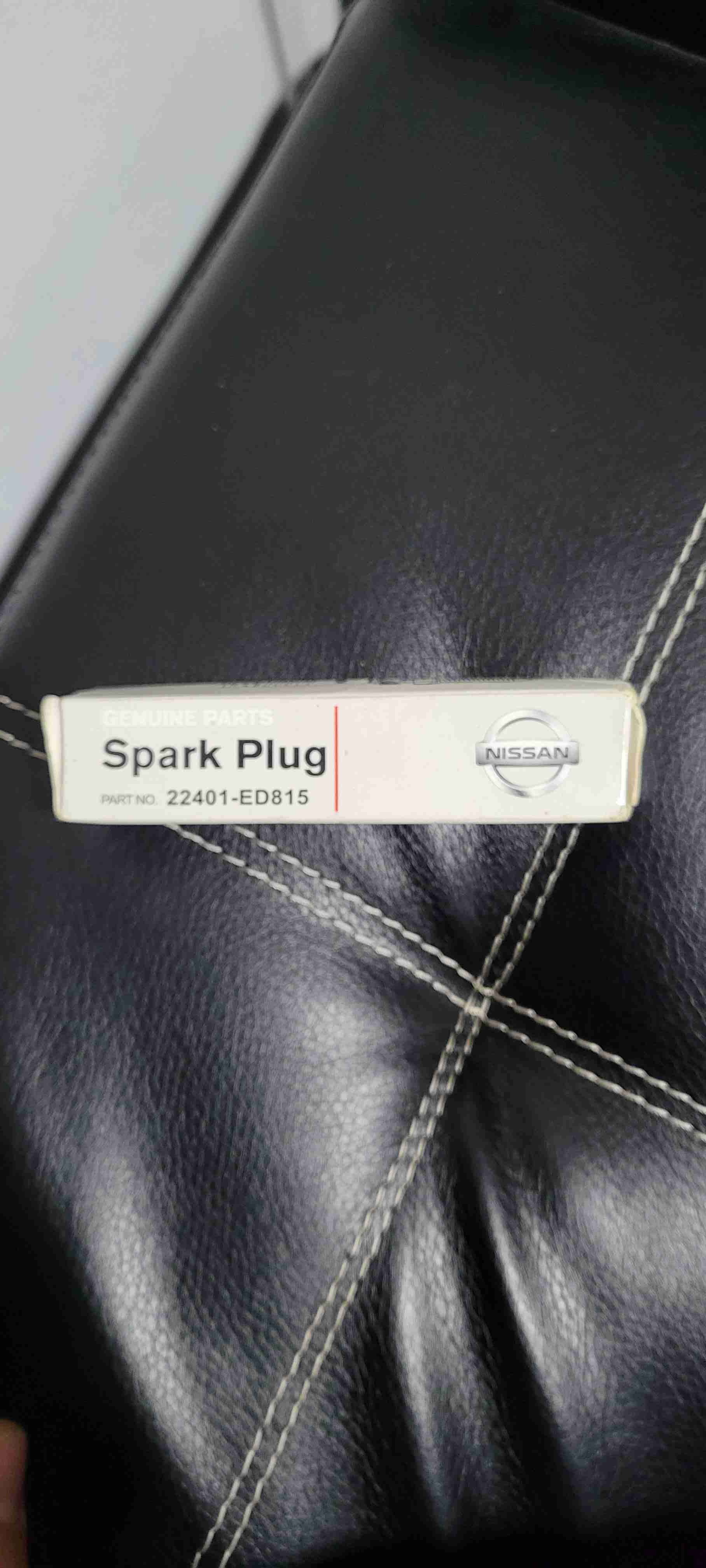 Bujías nuevas NGK Nissan - miniatura 2