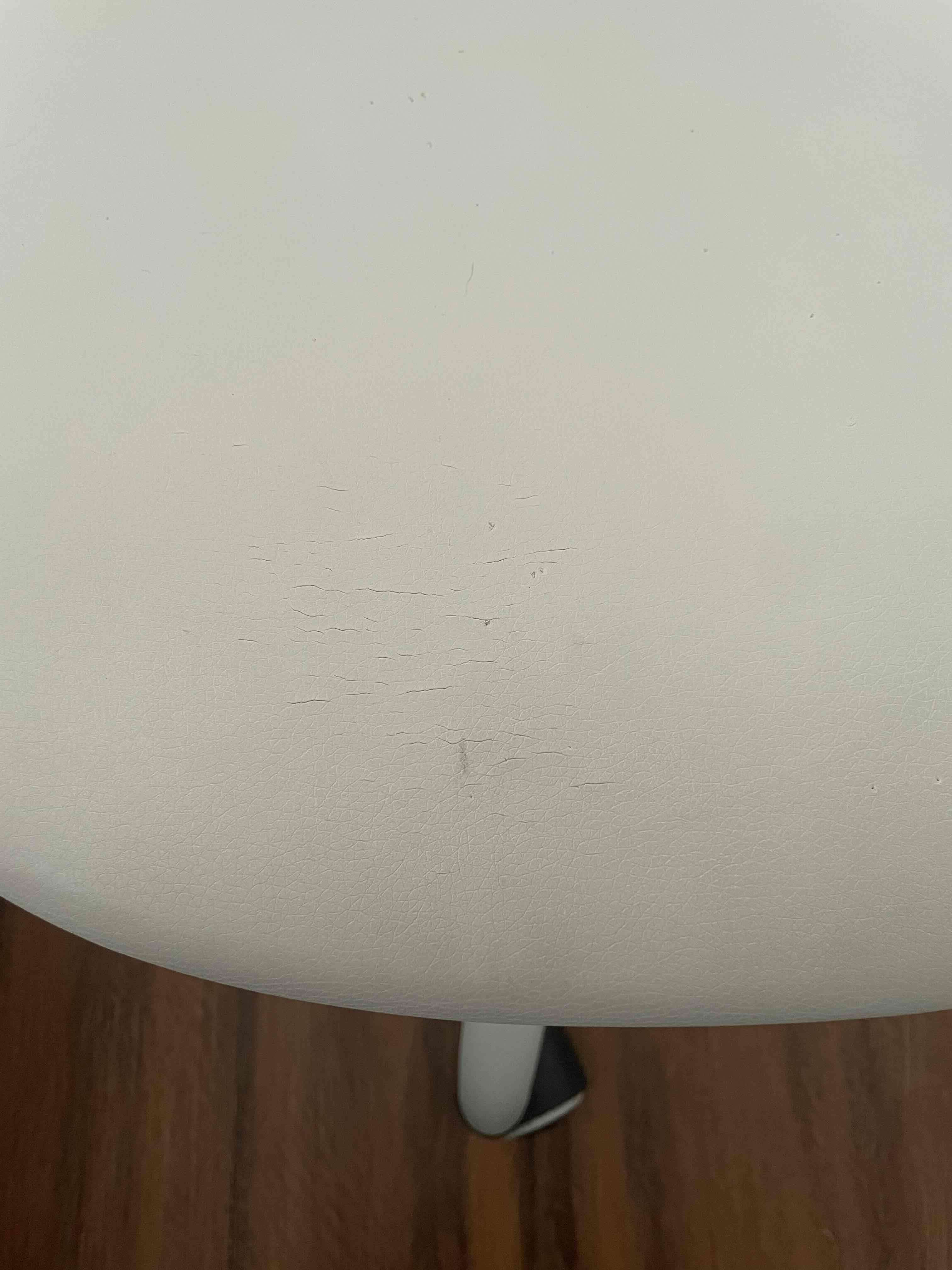 Silla de oficina blanca - miniatura 4