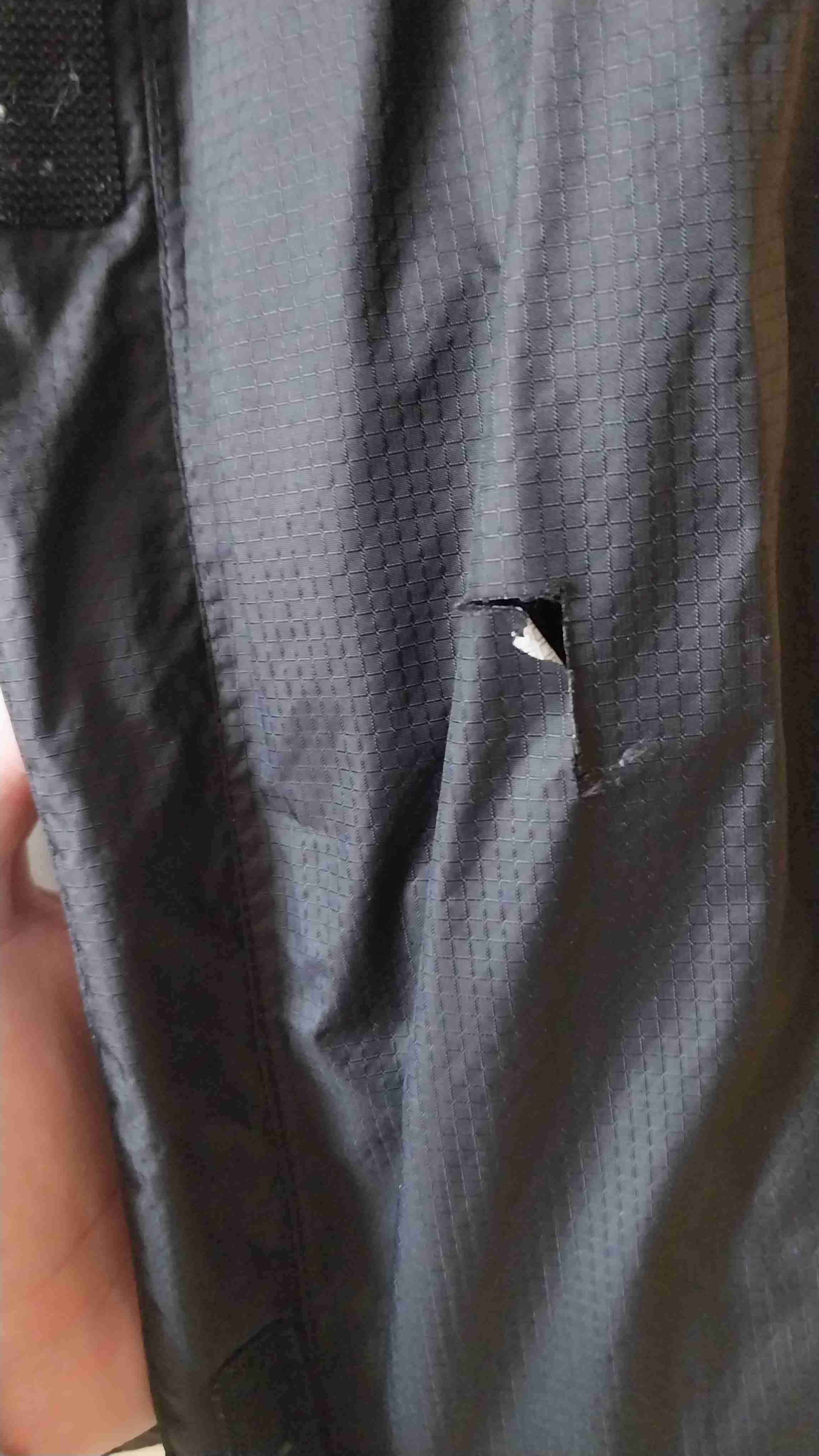 Cortavientos impermeable negro - miniatura 3