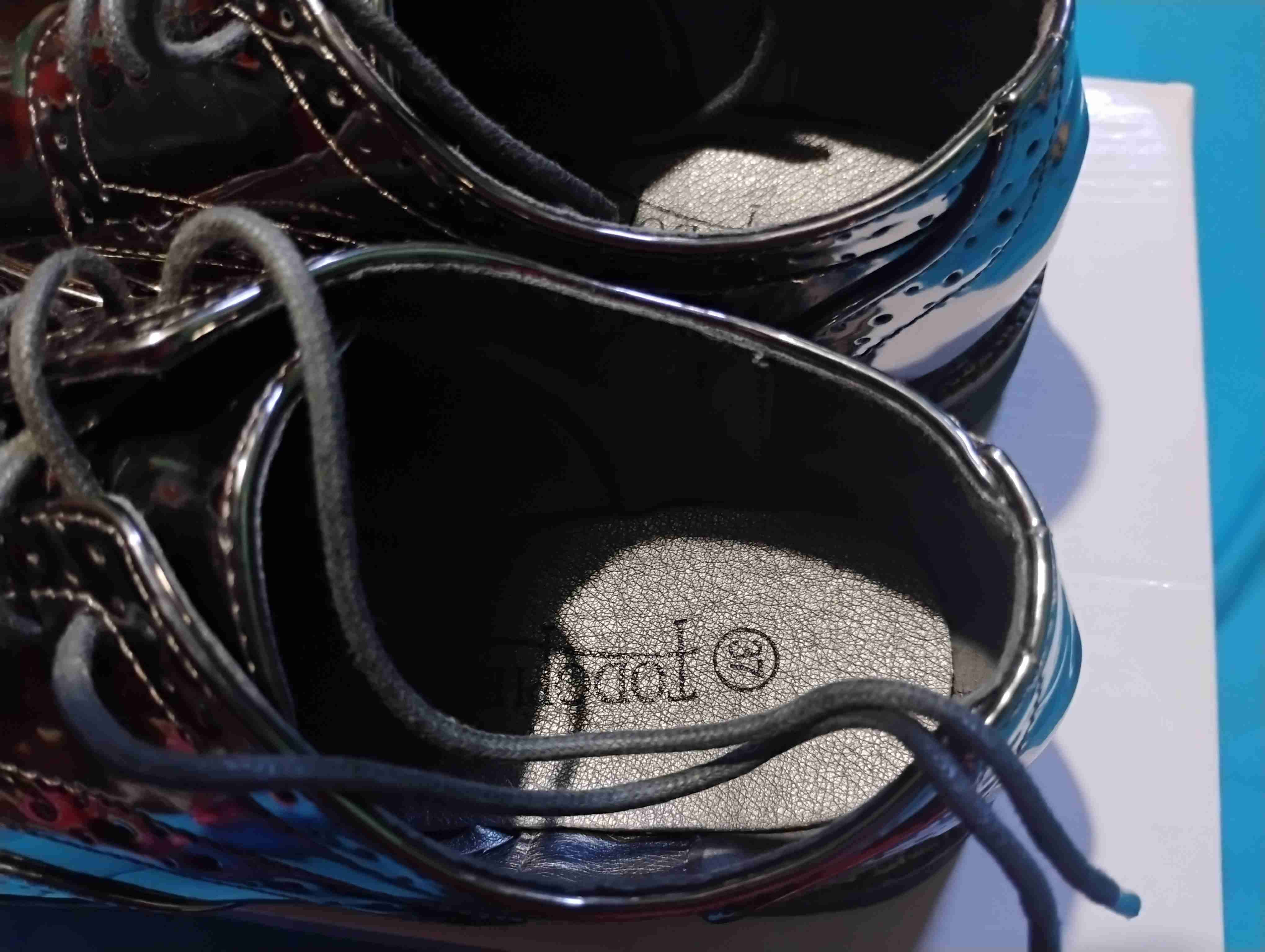 Zapatos formales plateados - miniatura 2