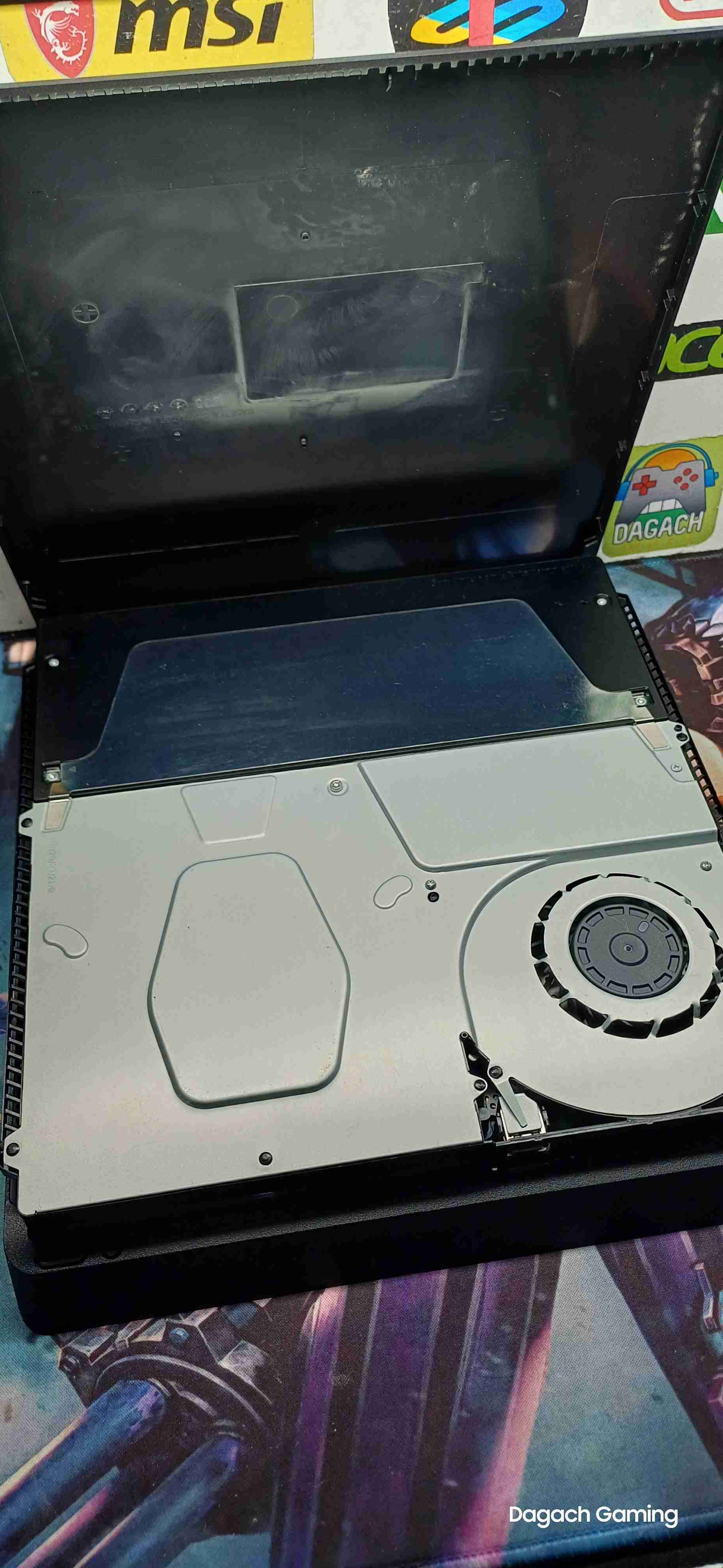 Consola PlayStation liberada con control original - miniatura 3