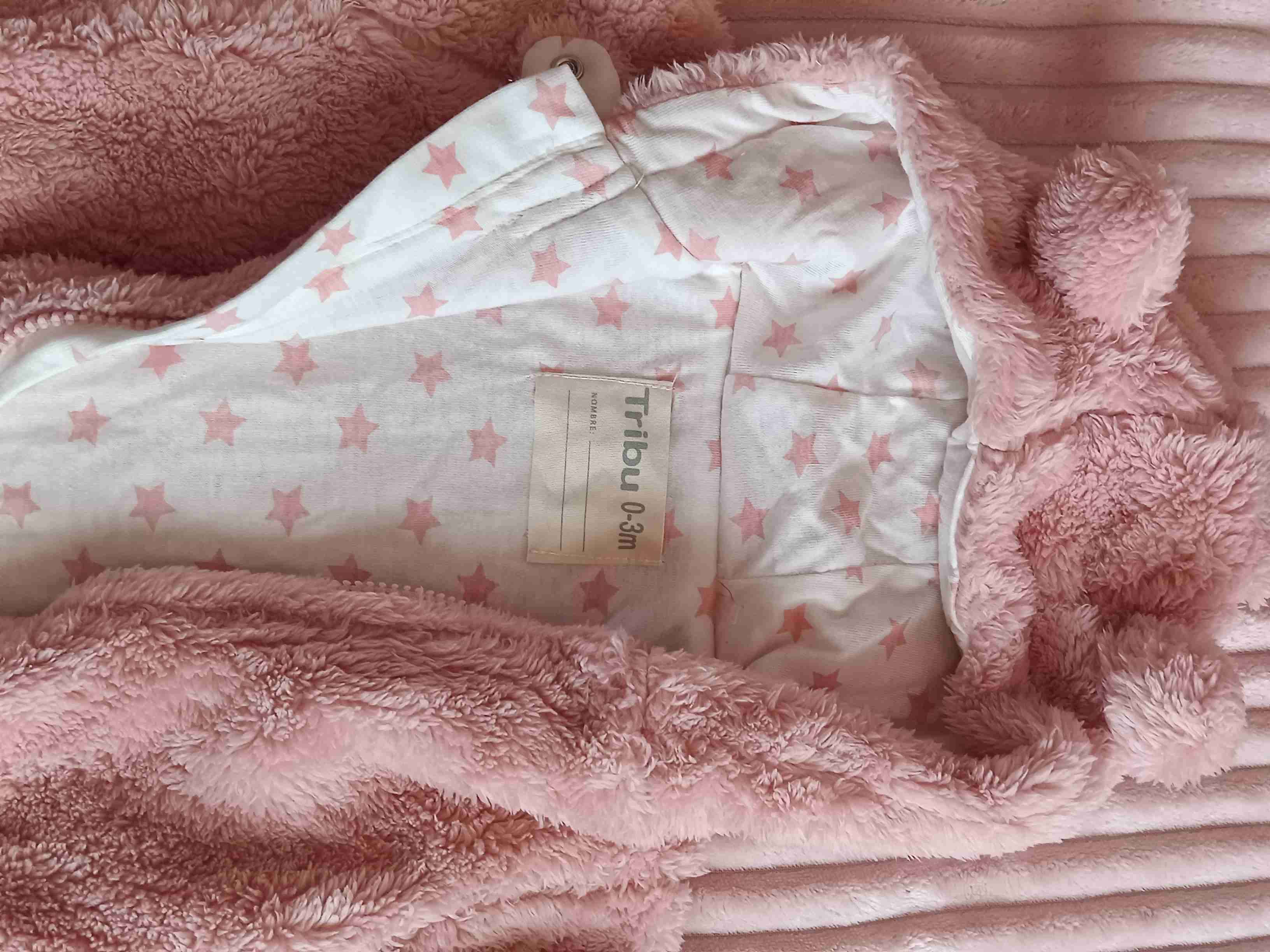 Enterito de bebé rosado con capucha - miniatura 5