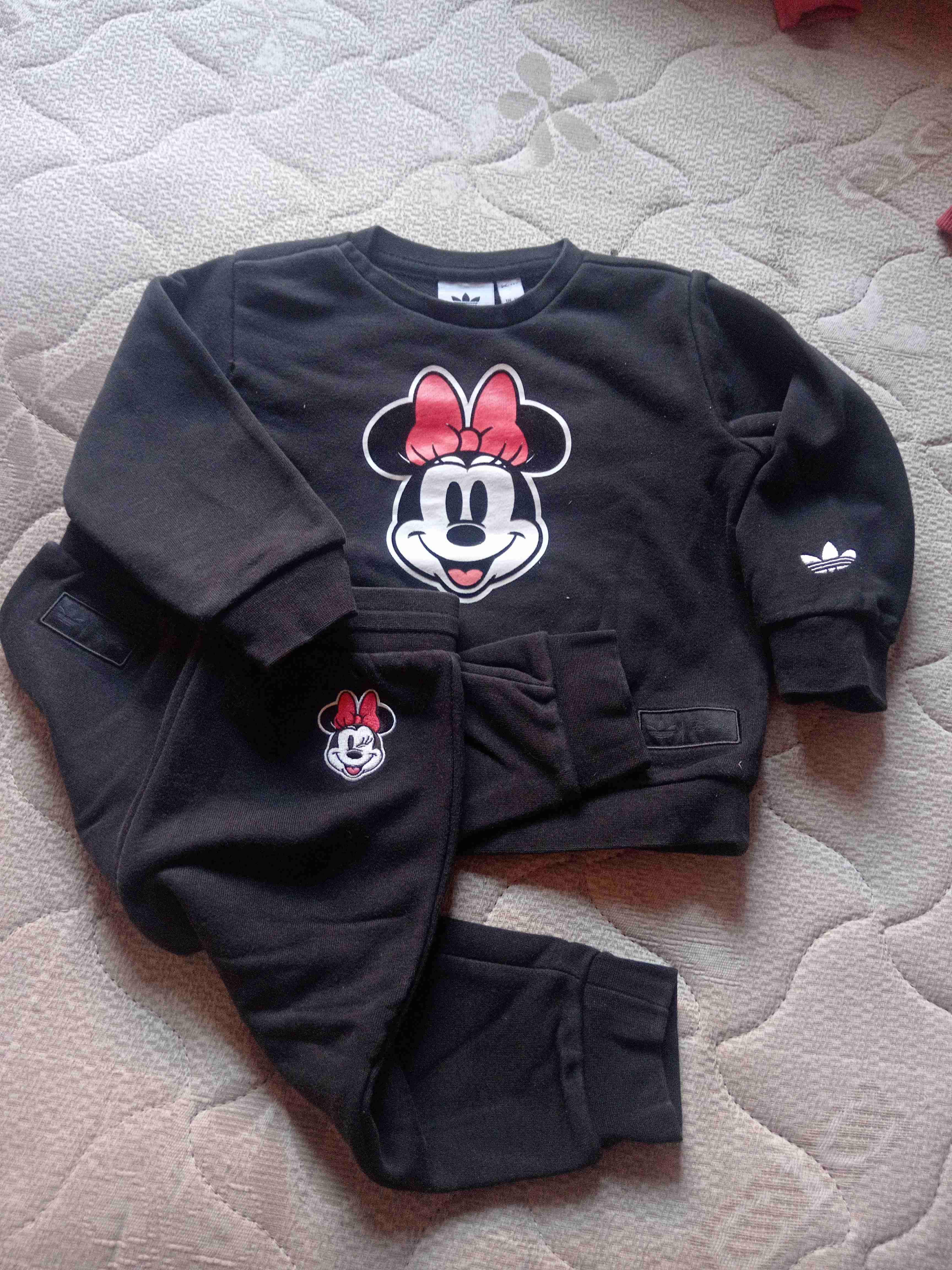 Conjunto infantil Minnie negro