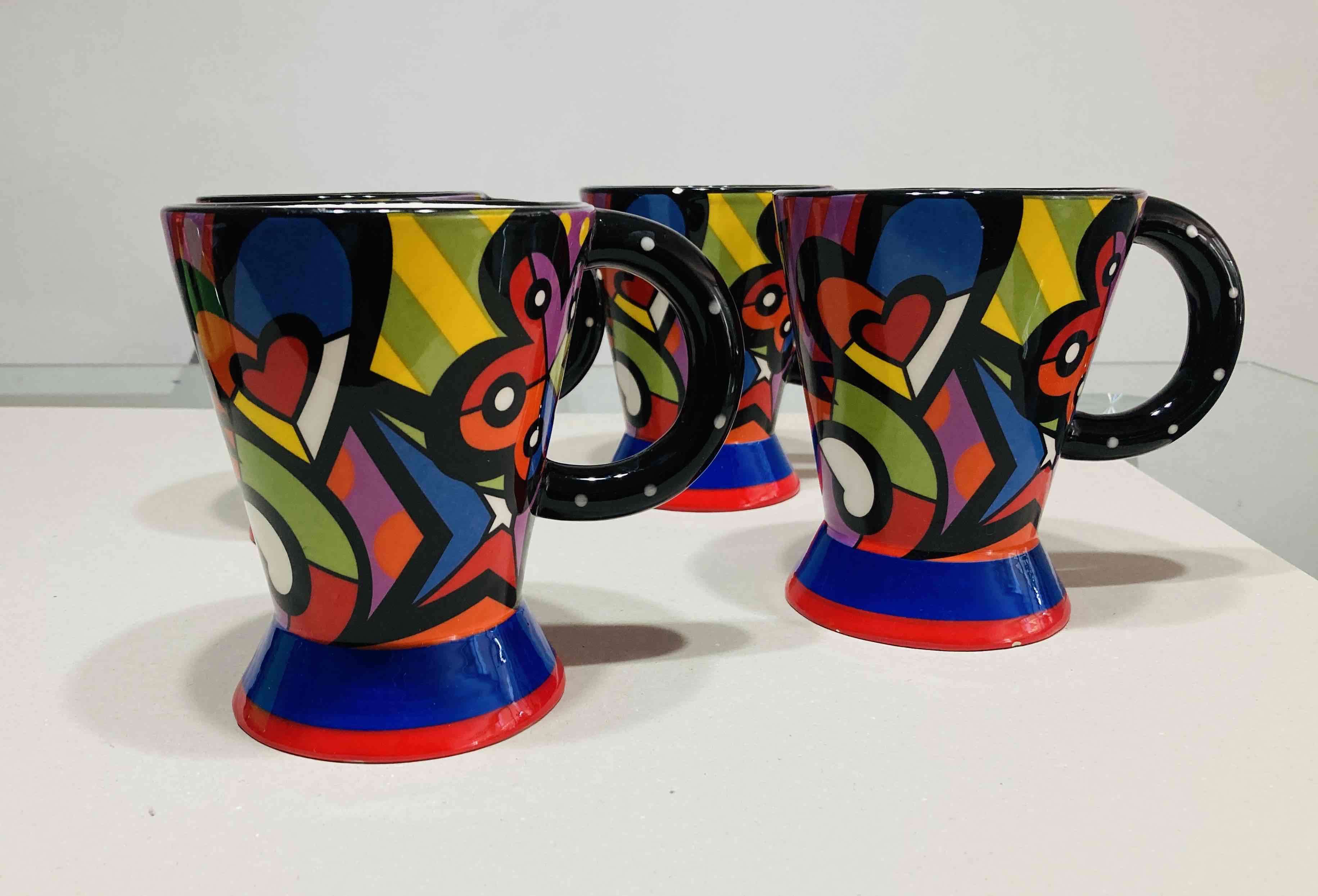 Juego de 4 tazas y tetera diseño Romero Britto - miniatura 3