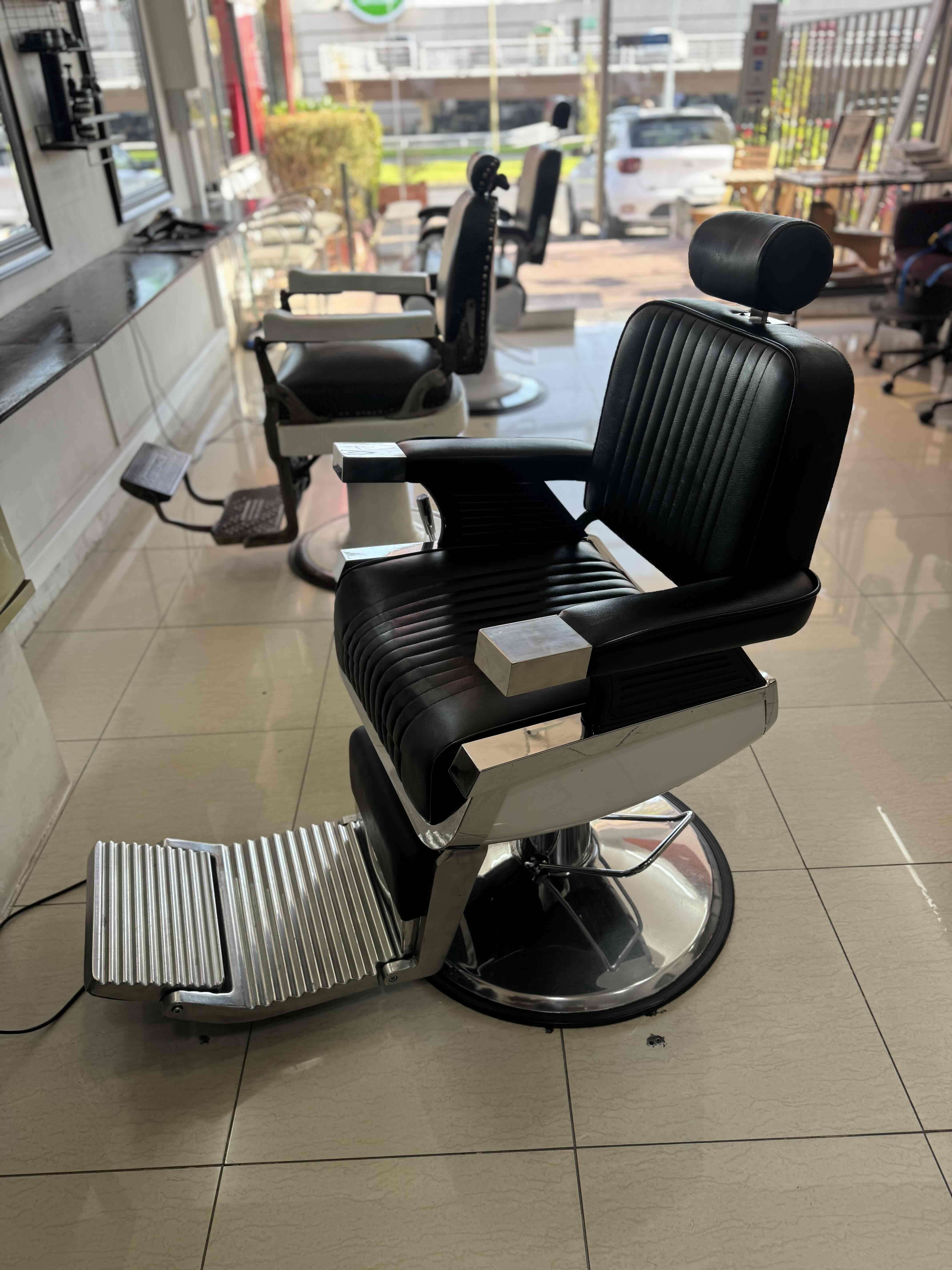 Silla de peluquería reclinable