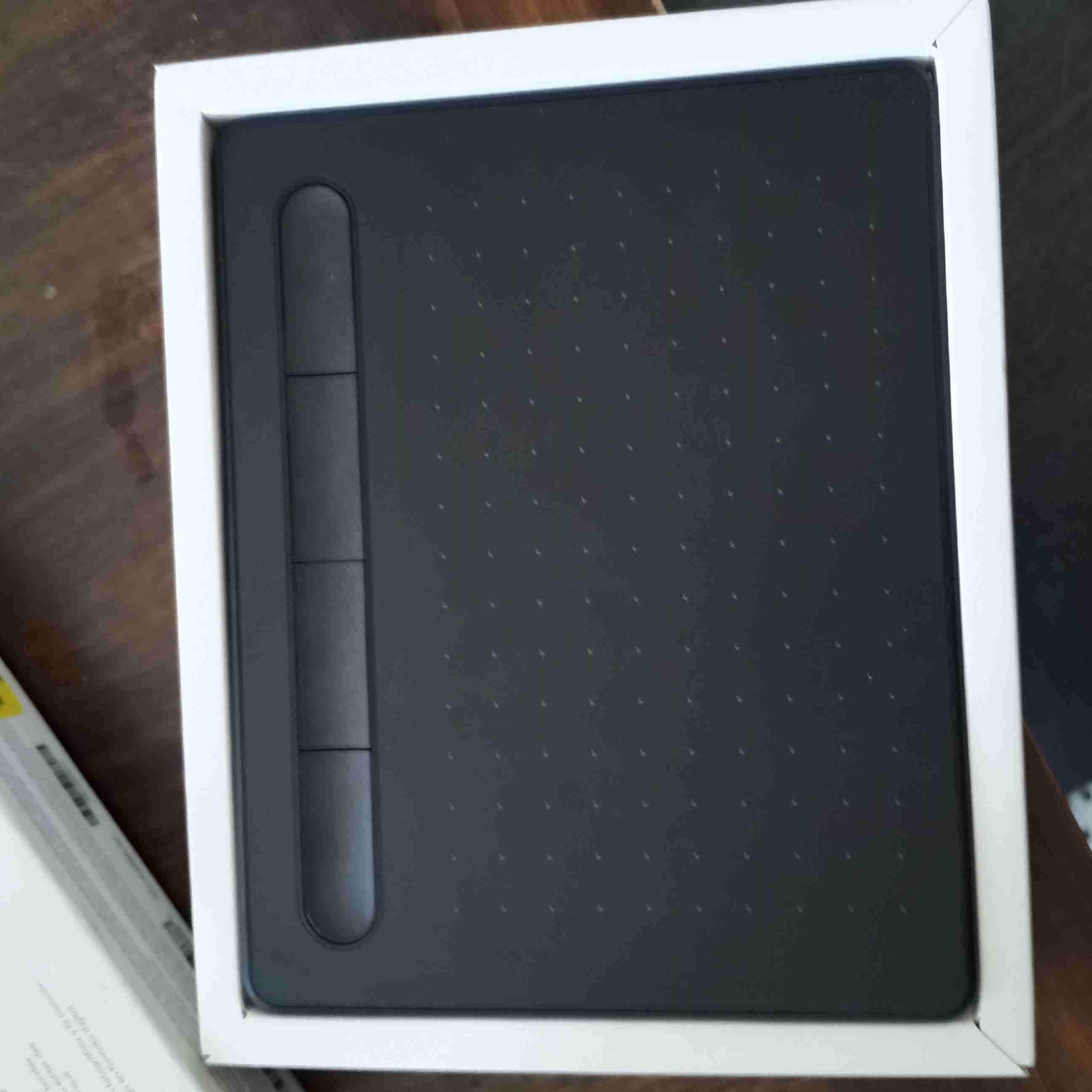 Tableta gráfica Wacom Intuos - miniatura 3