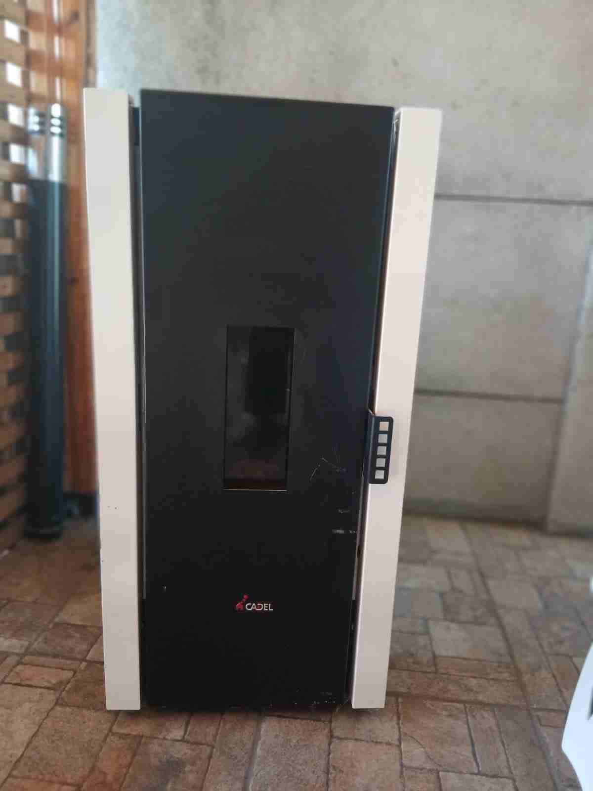 Estufa a pellet marca cadel - miniatura 5