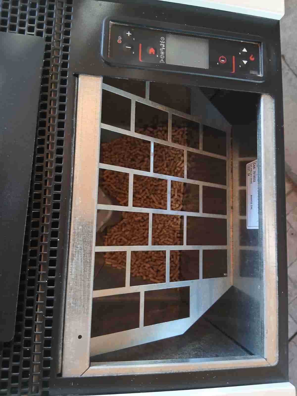 Estufa a pellet marca cadel - miniatura 6