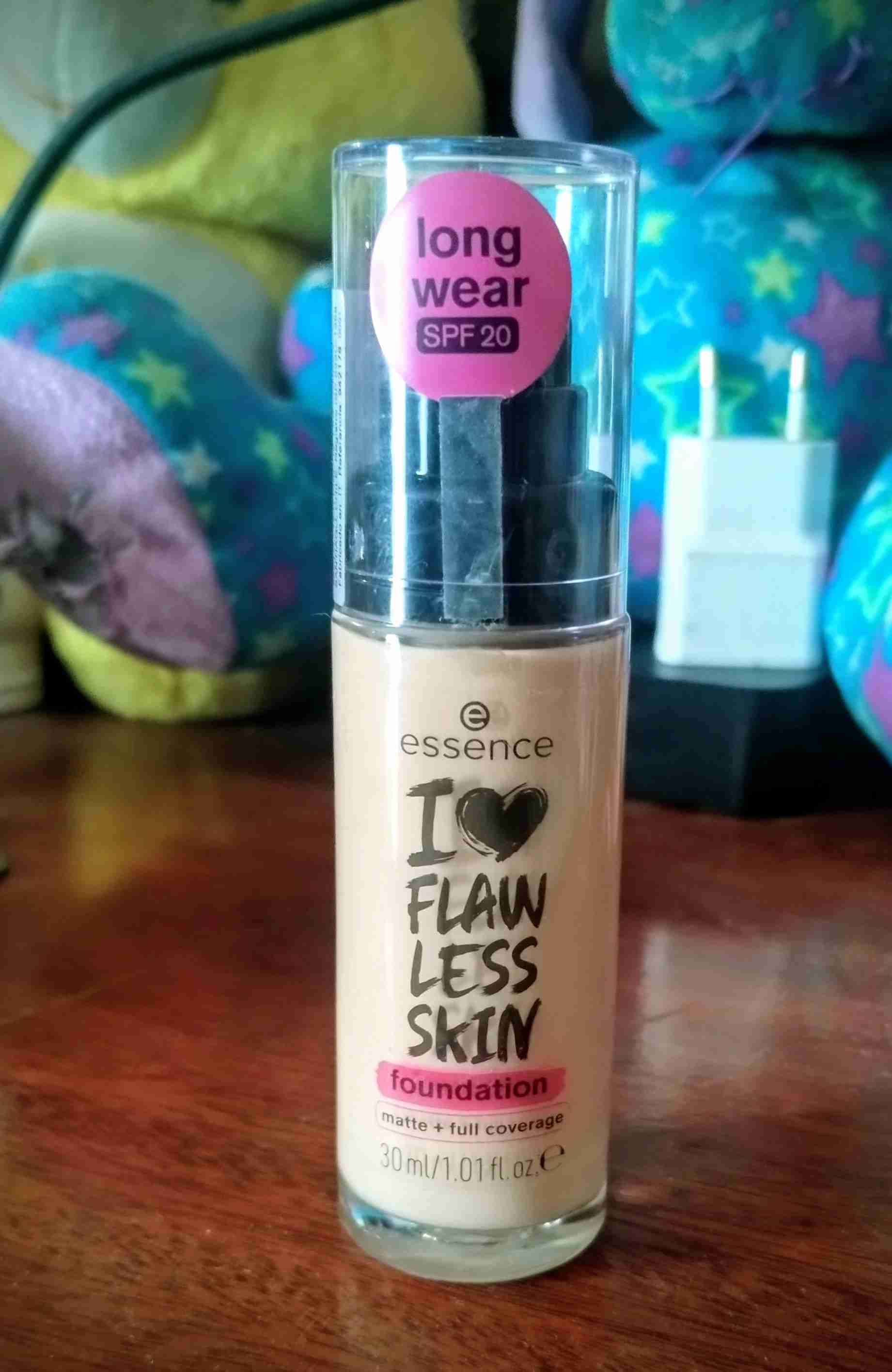 Base de maquillaje Essence